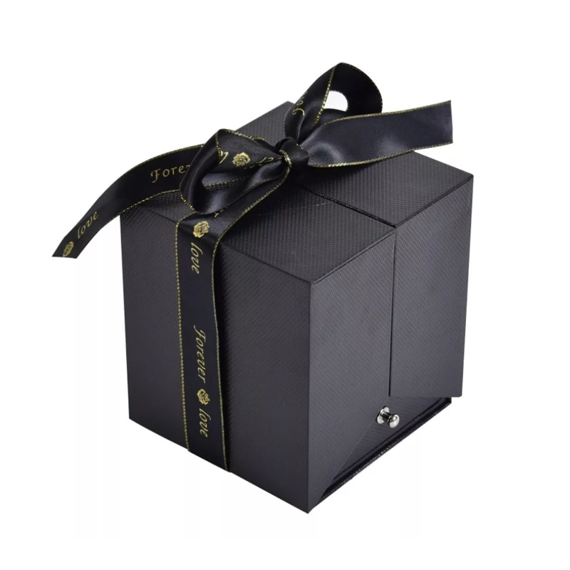 Flores De Rosa Eterna Con Regalo De Collar Para Mujeres