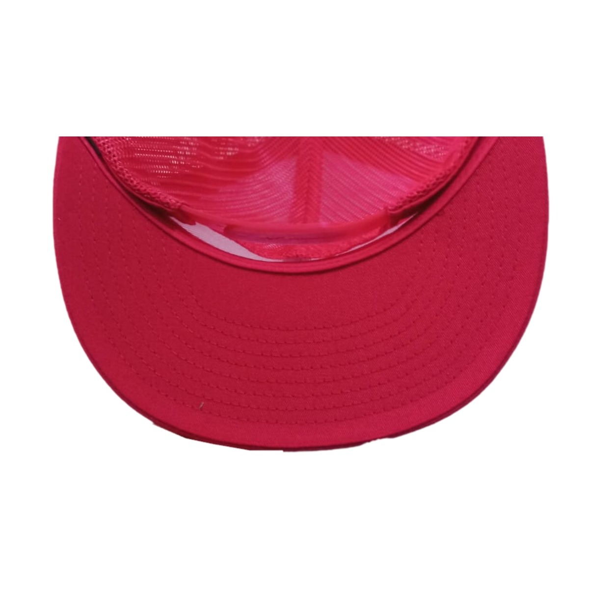 Gorra Yupoong personalizada Bass Pro Roja BPSRR unisex