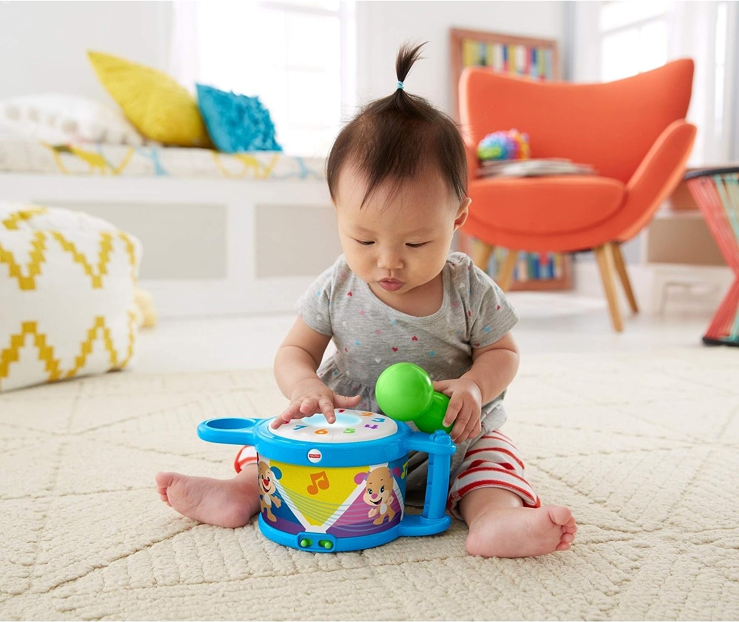 Fisher Price Rie y Aprende Tambor Canta Conmigo