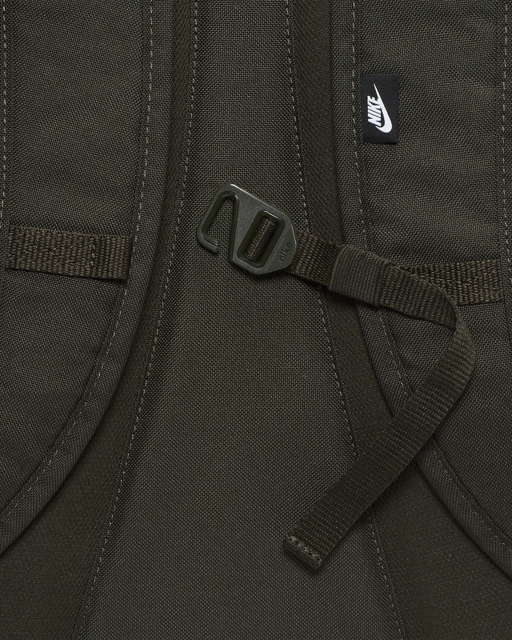 Mochila Nike Hayward 2.0 26L Verde Oscuro