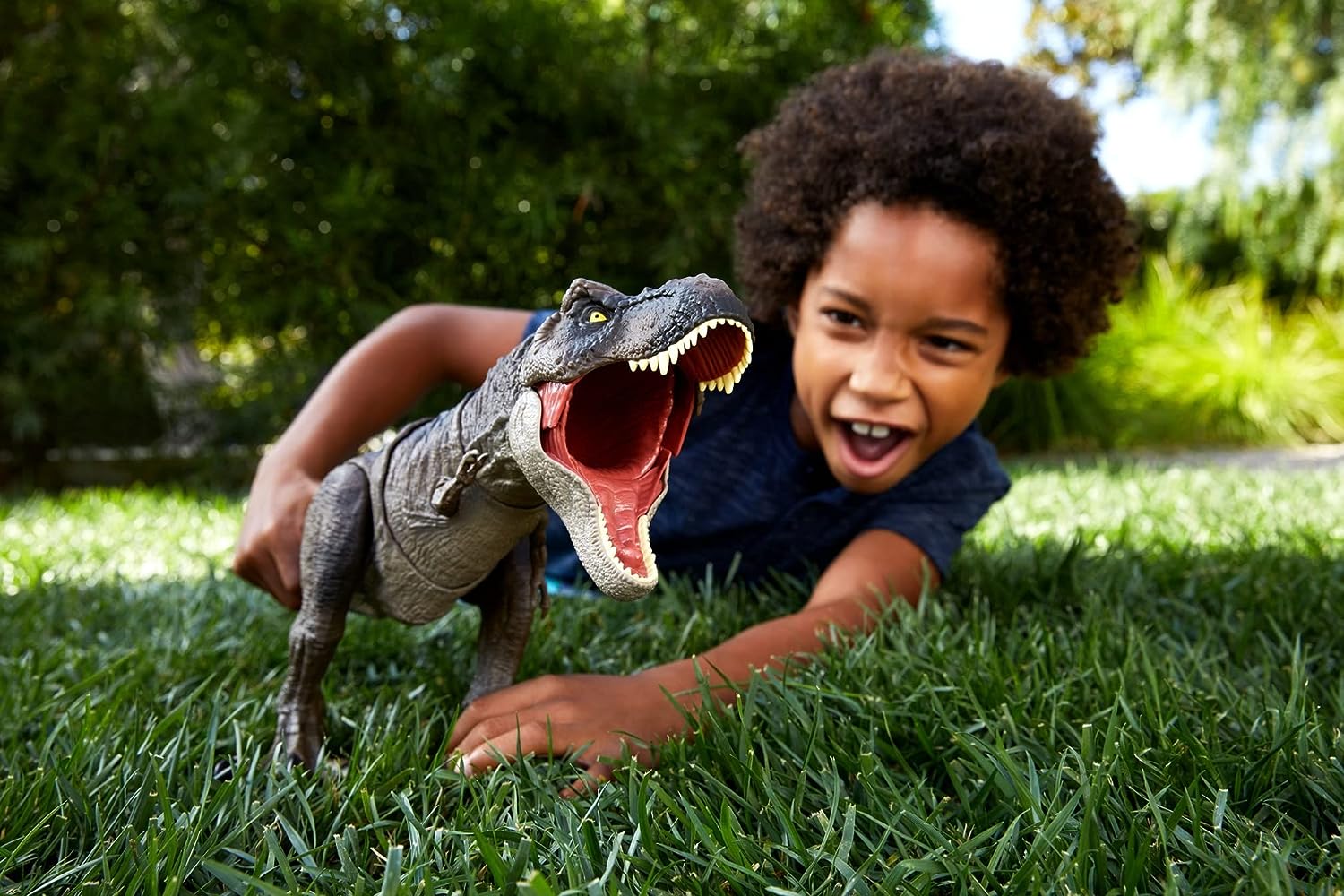 Jurassic World Ataca y Devora Tyrannosaurus Rex