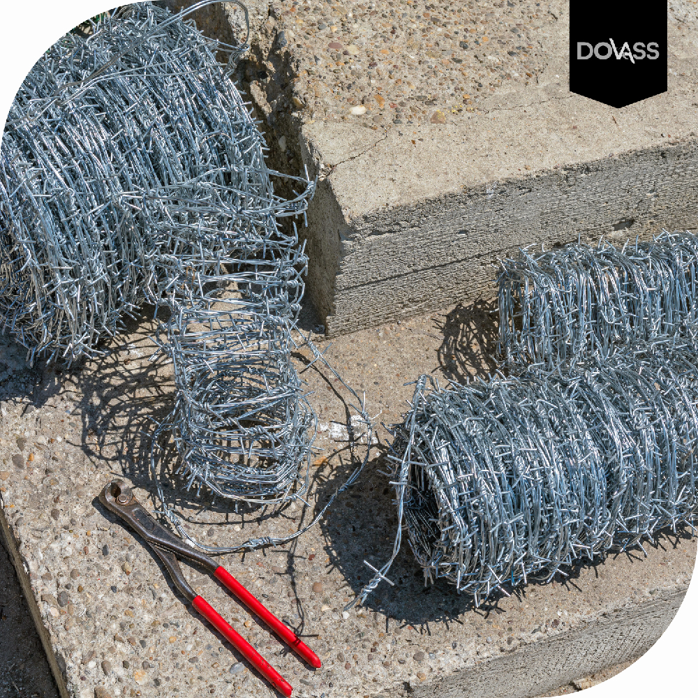 Alambre De Púas Dos Alambres Trenzados Para Cerca 300m Karlen Asegura tu propiedad Protección perimetral efectiva Calibre de 15.5mm Doble alambre trenzado