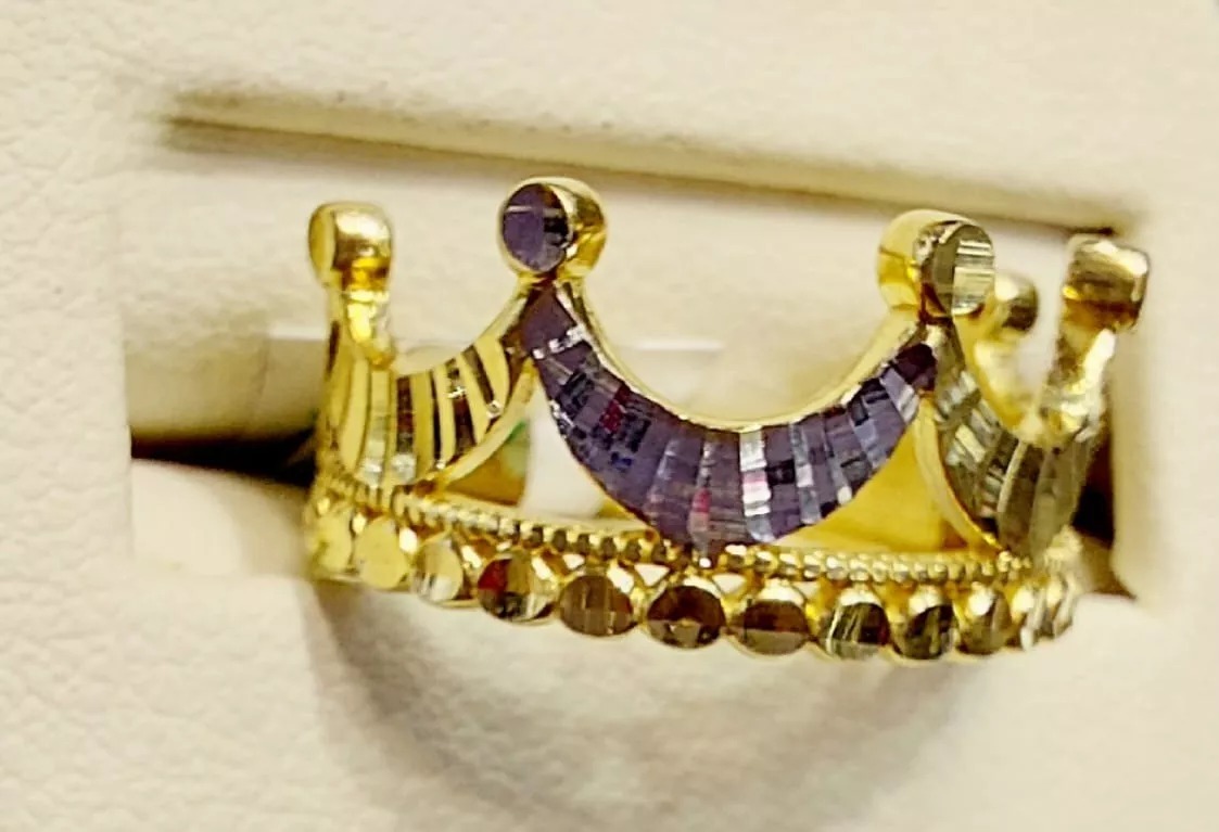 Anillo Corona Diamantada Oro 10K. + Obsequio
