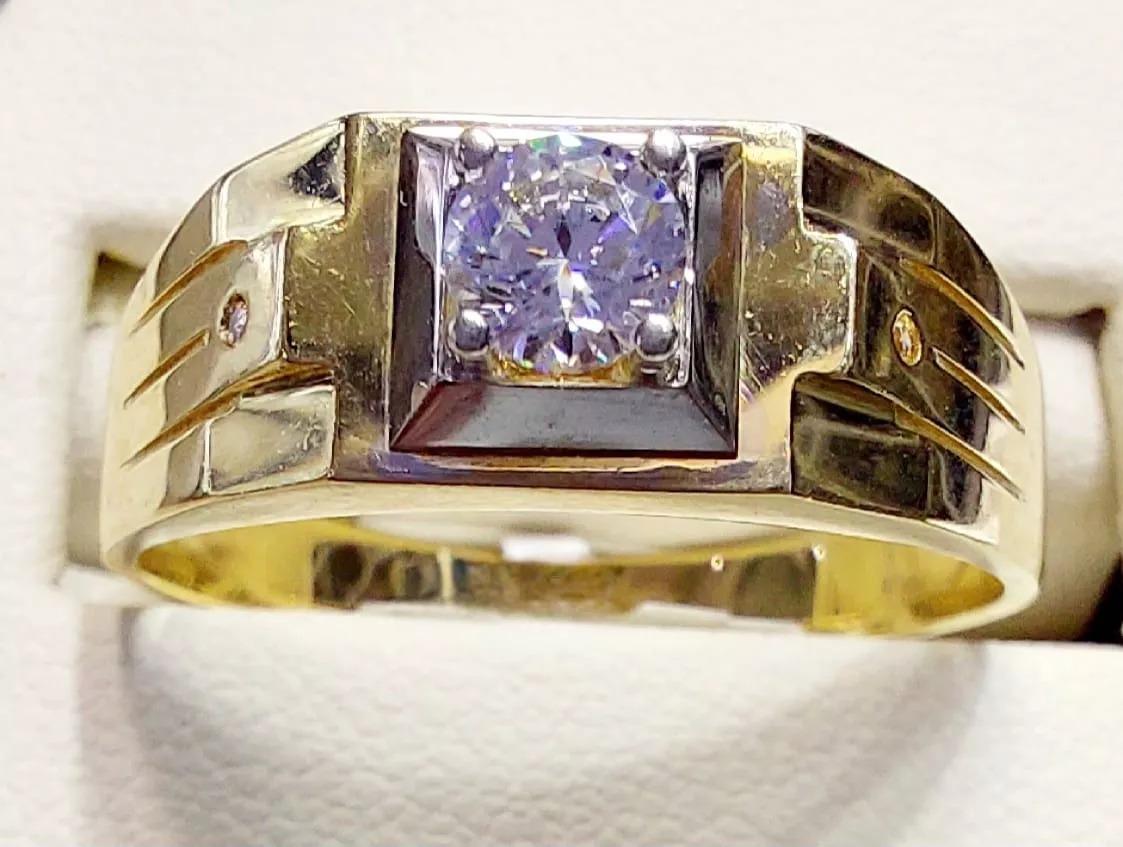 Anillo Sello Circonio Oro 10 K. + Obsequio
