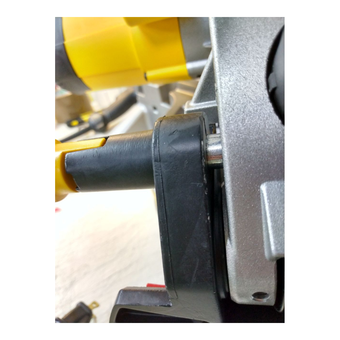 Dewalt Dws713 Sierra Ingletadora De Un Solo Bisel 254mm 15 Amp 10 Pulg Reacondicionado Grado A