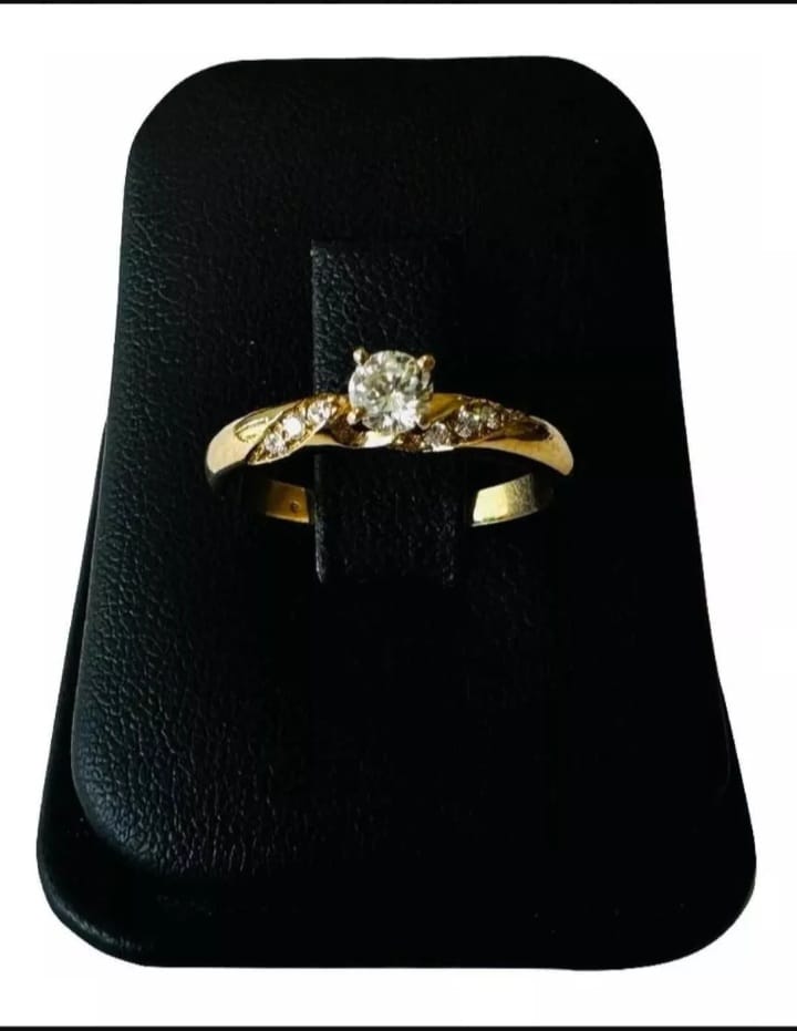 Anillo Compromiso Oro 14 Kilates Diamantes Naturales 
