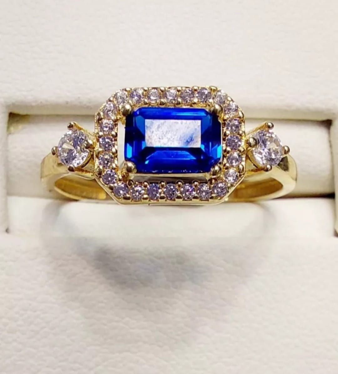 Anillo Piedra Azul Oro 10K. + Obsequio.