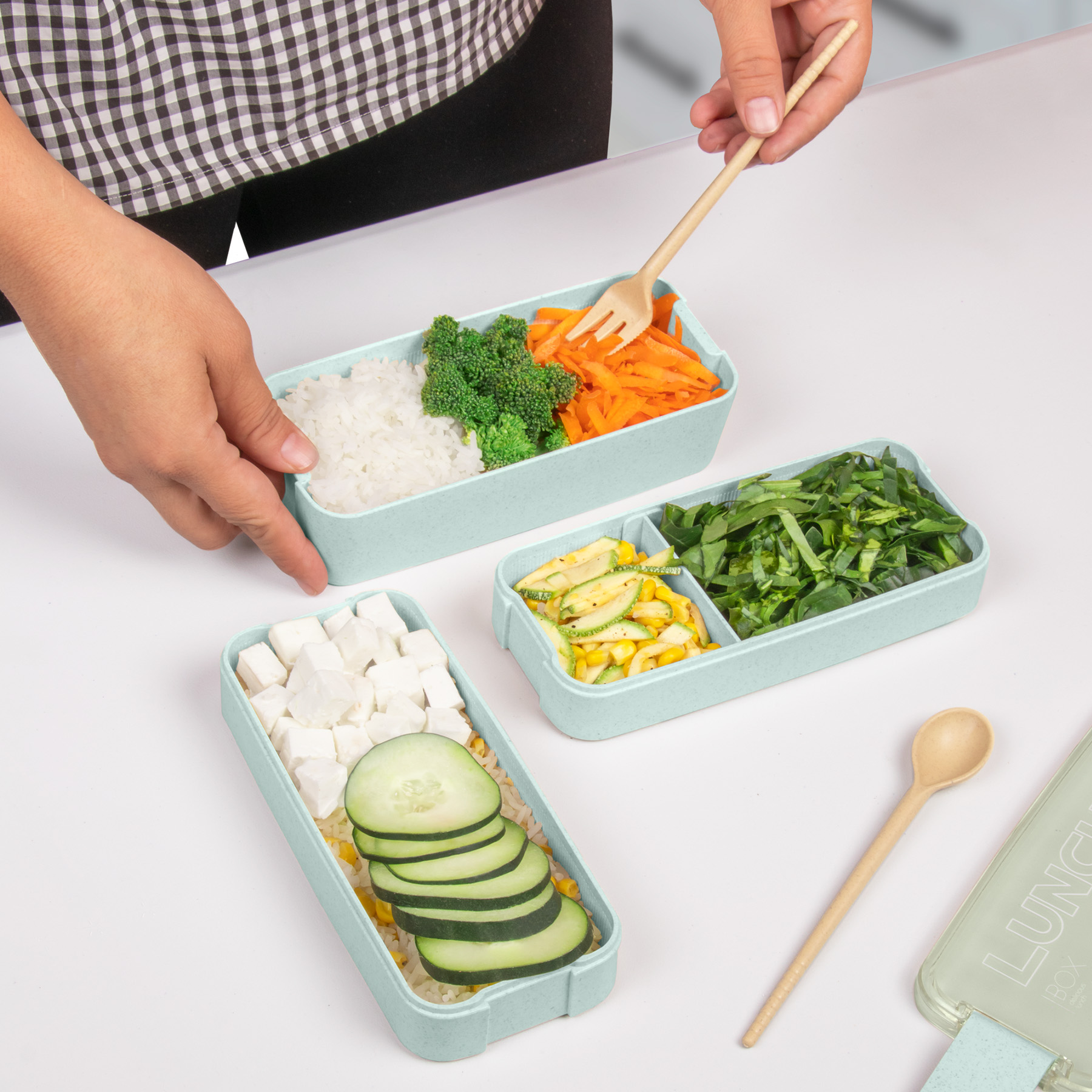 Lunch Box con 3 Compartimentos Magma Life Incluye Cuchara y Tenedor 900 ml (Verde)