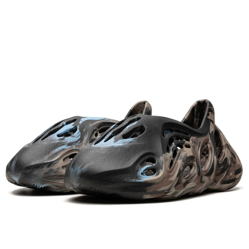 Yeezy Foam RNR MX Cinder