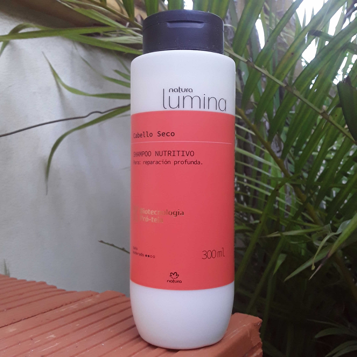 Shampoo Nutritivo Cabello Seco Reparación Profunda Lumina Natura 300ml
