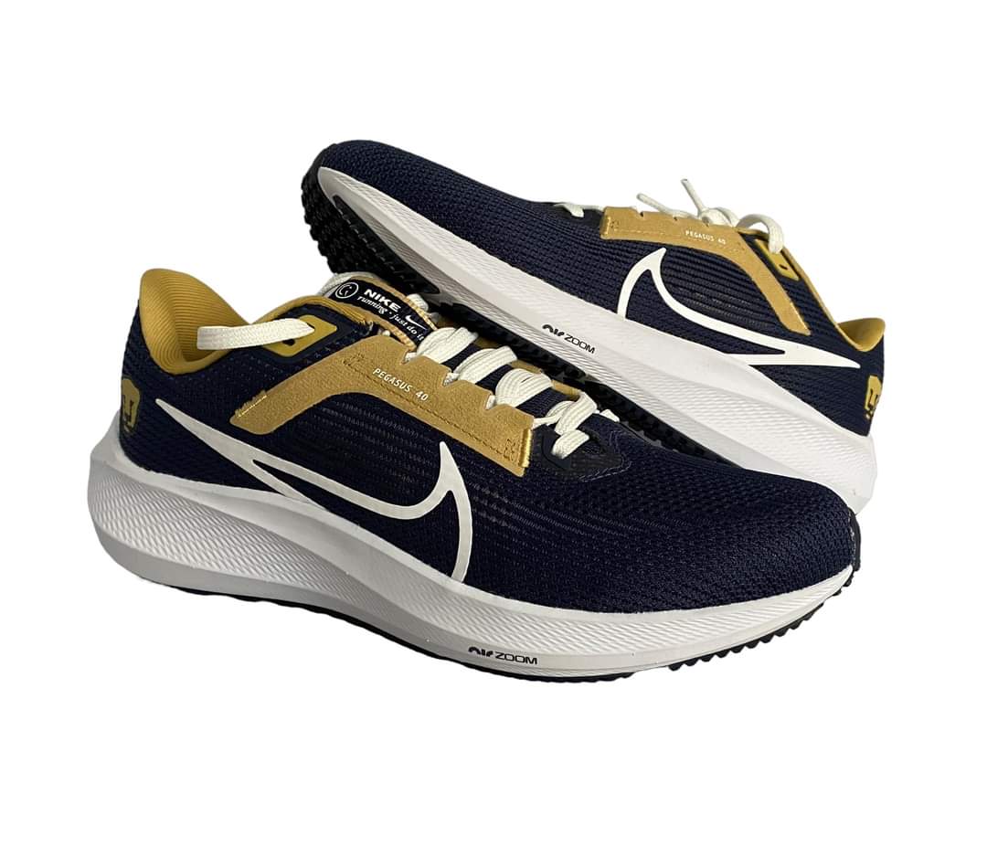 TENIS NIKE PEGASUS 40 PUMAS UNAM NIKE