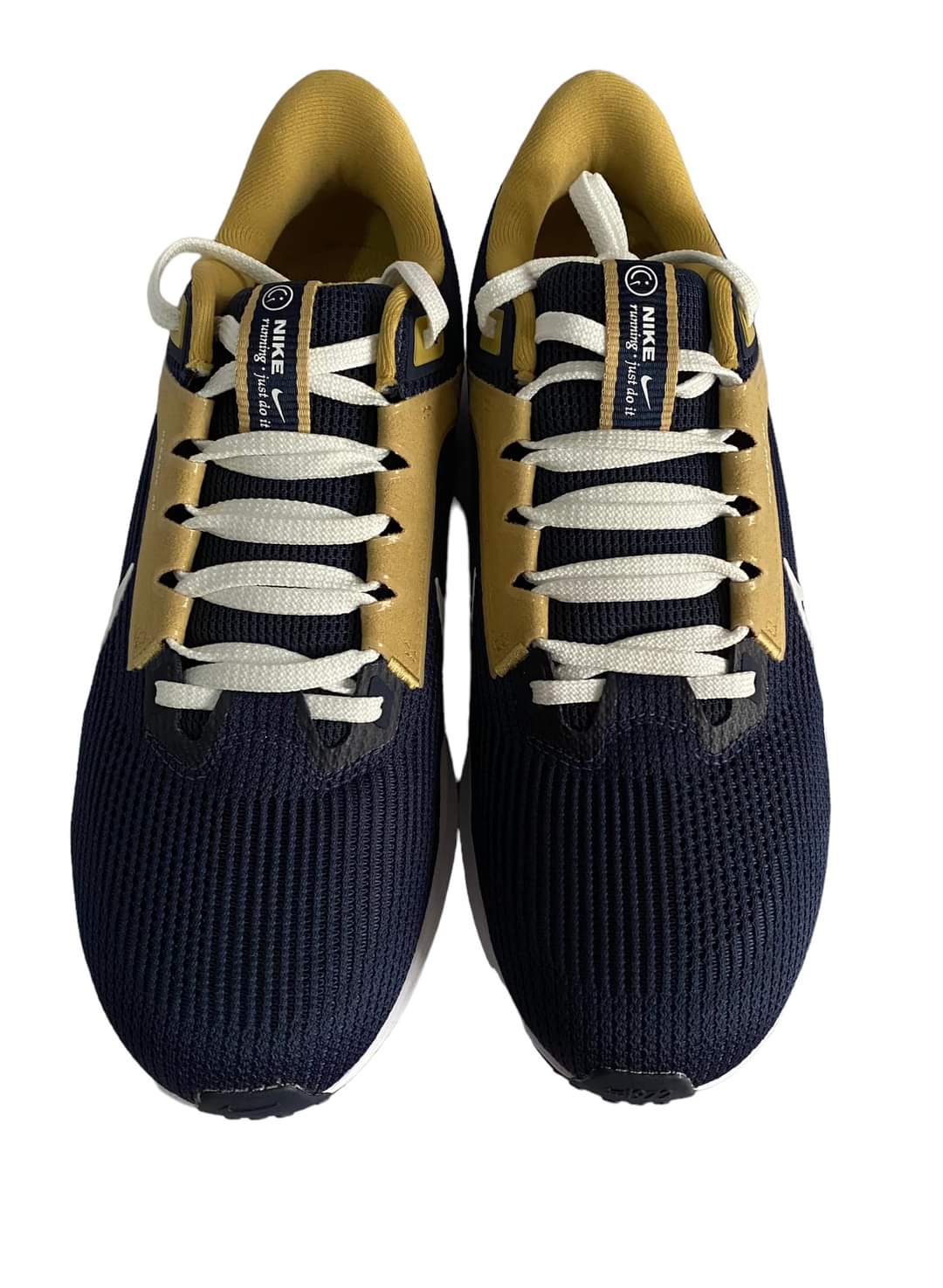 Calzado de running en carretera para hombre Nike Pegasus 40 (Pumas UNAM).  Nike MX