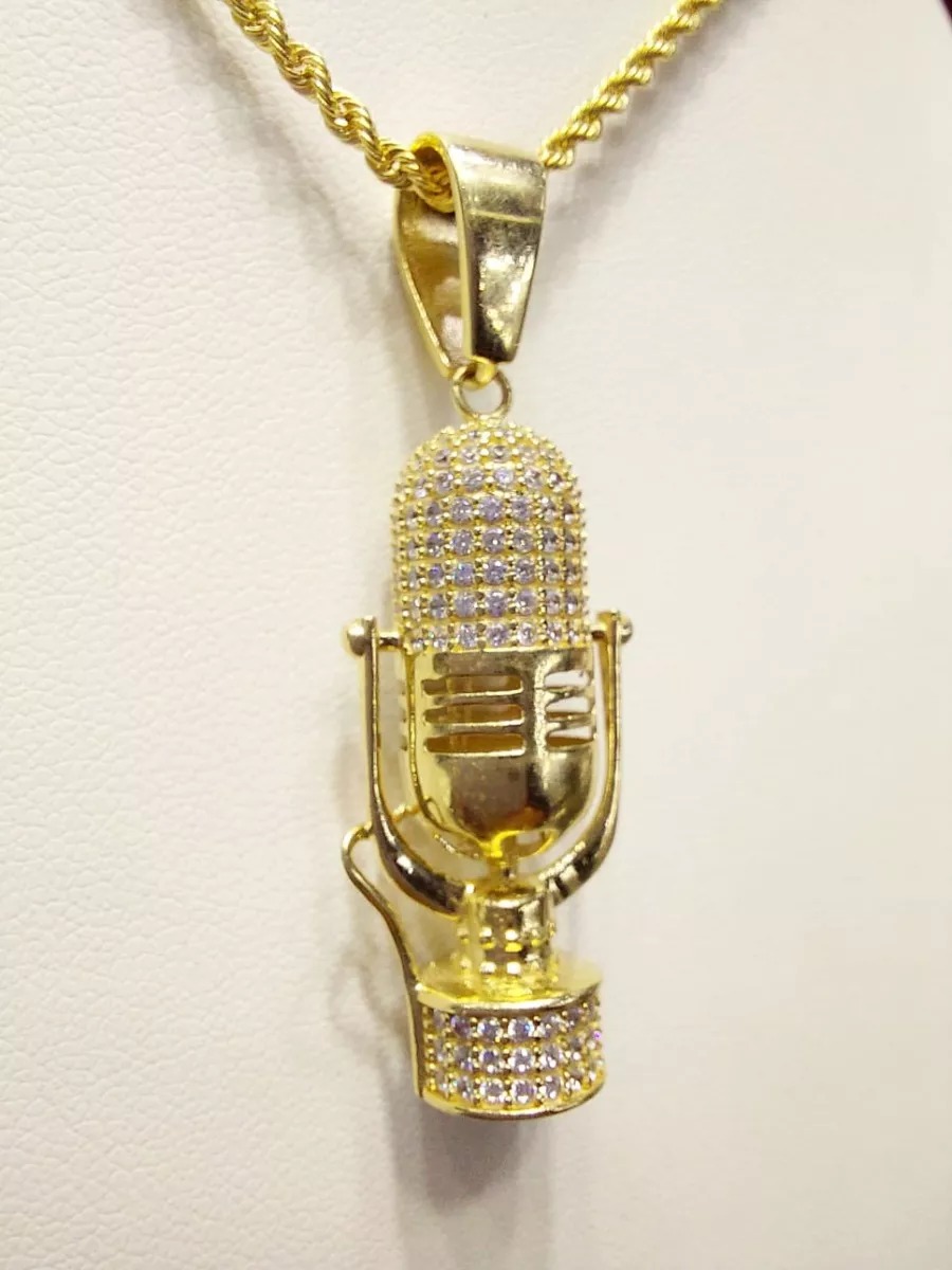 Dije Micrófono Oro 10 K. + Obsequio