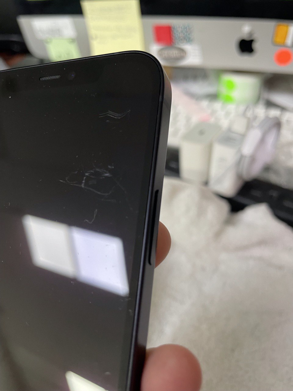 Celular Apple iPhone 12 128gb  Reacondicionado Grado A  Rojo