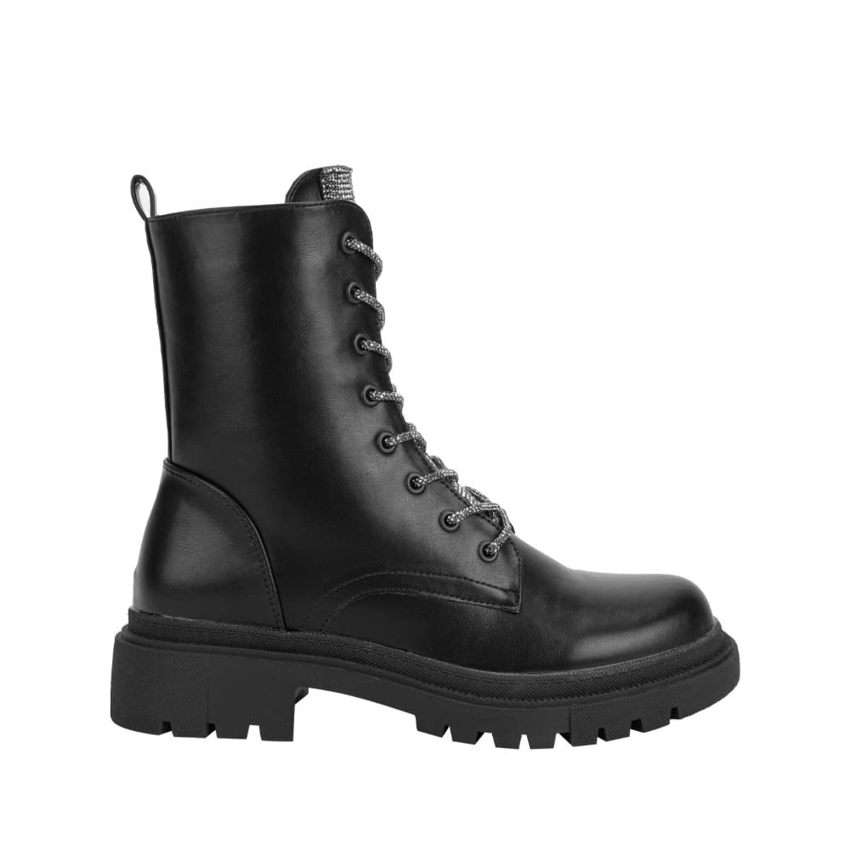 Bota militar negra marca Belinda Peregrin con pedrería y suela track, mod. 1086427