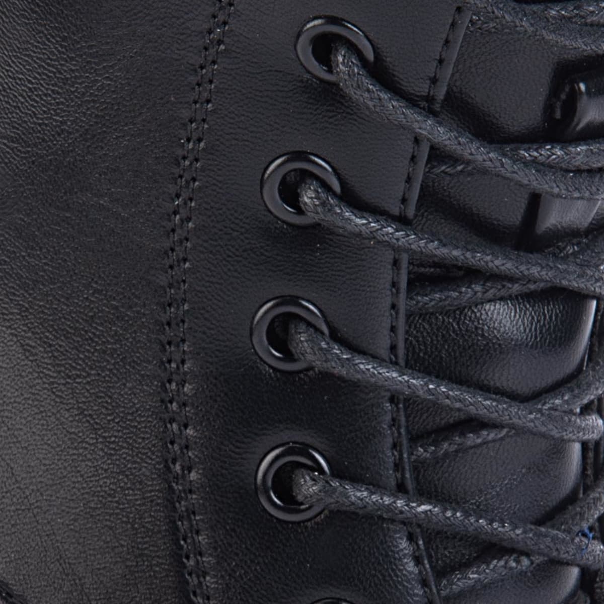 Bota militar negra marca Goodyear para mujer, con suela track, mod. 1087418