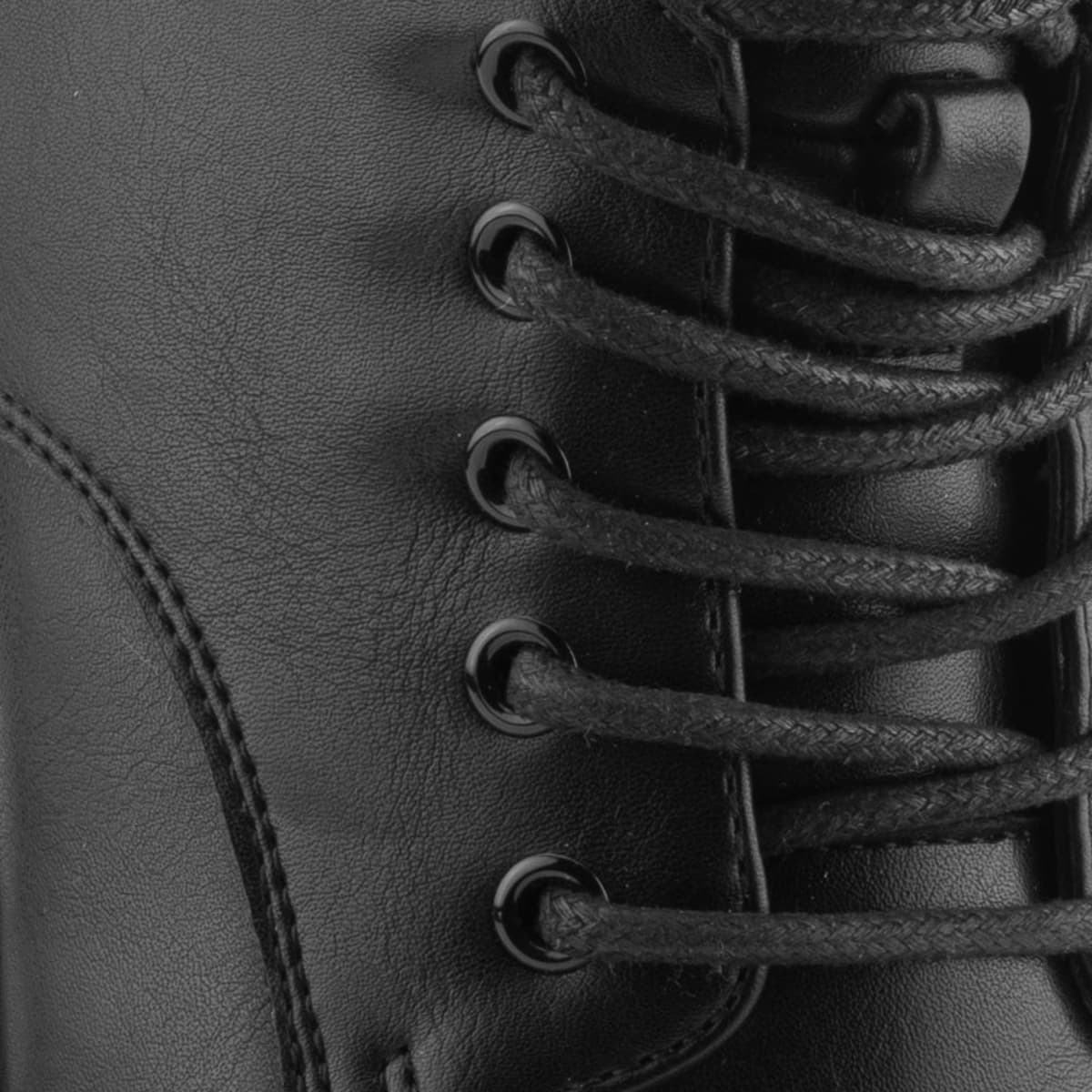 Bota militar Goodyear negra con pedrería y suela track, 1086724