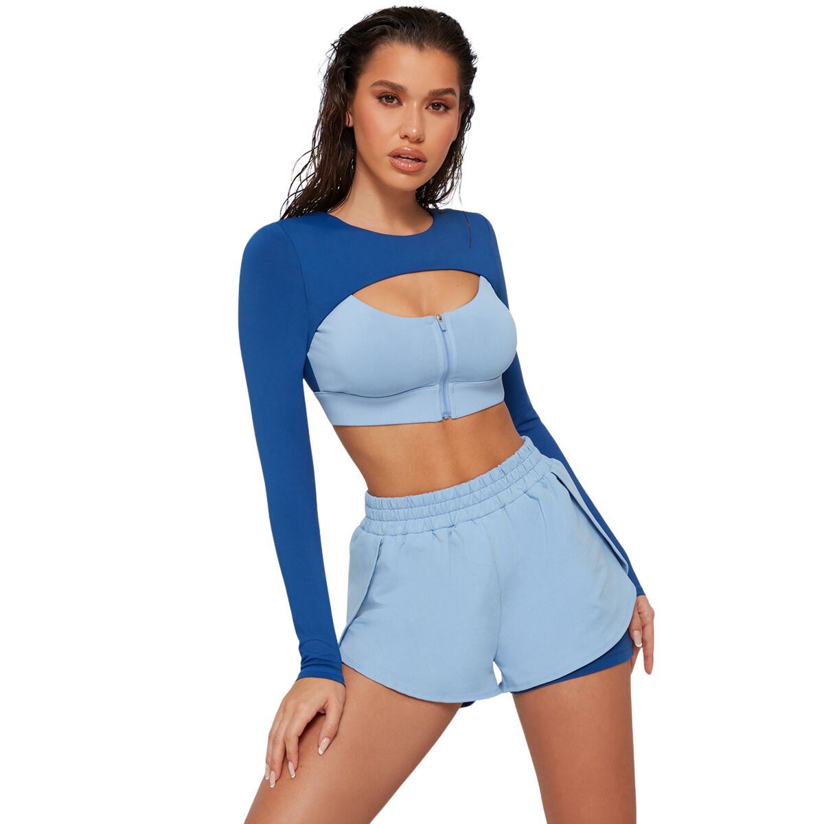 Conjunto Deportivo Bicolor con Short y Top Mangas Largas.