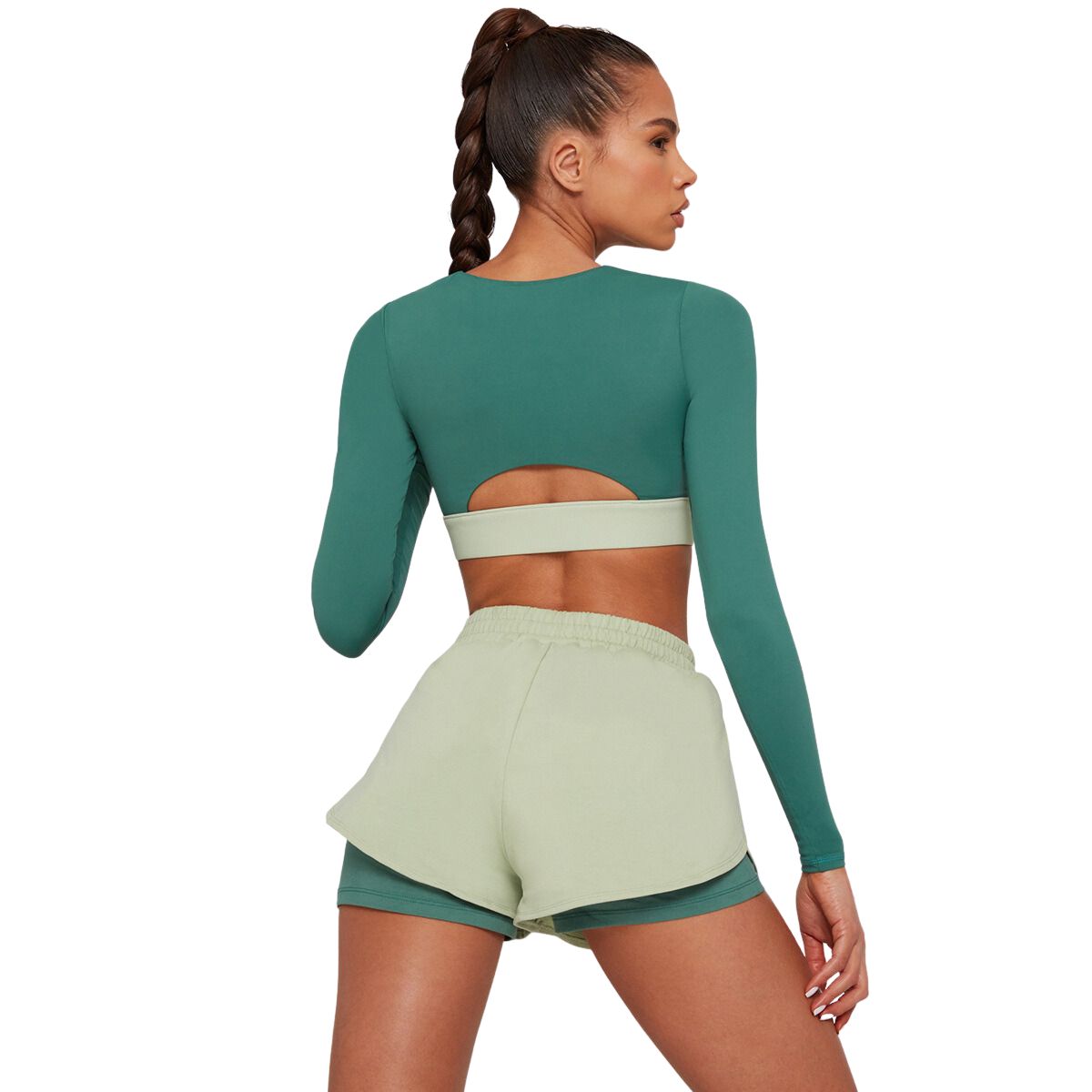 Conjunto Deportivo Bicolor con Short y Top Mangas Largas.