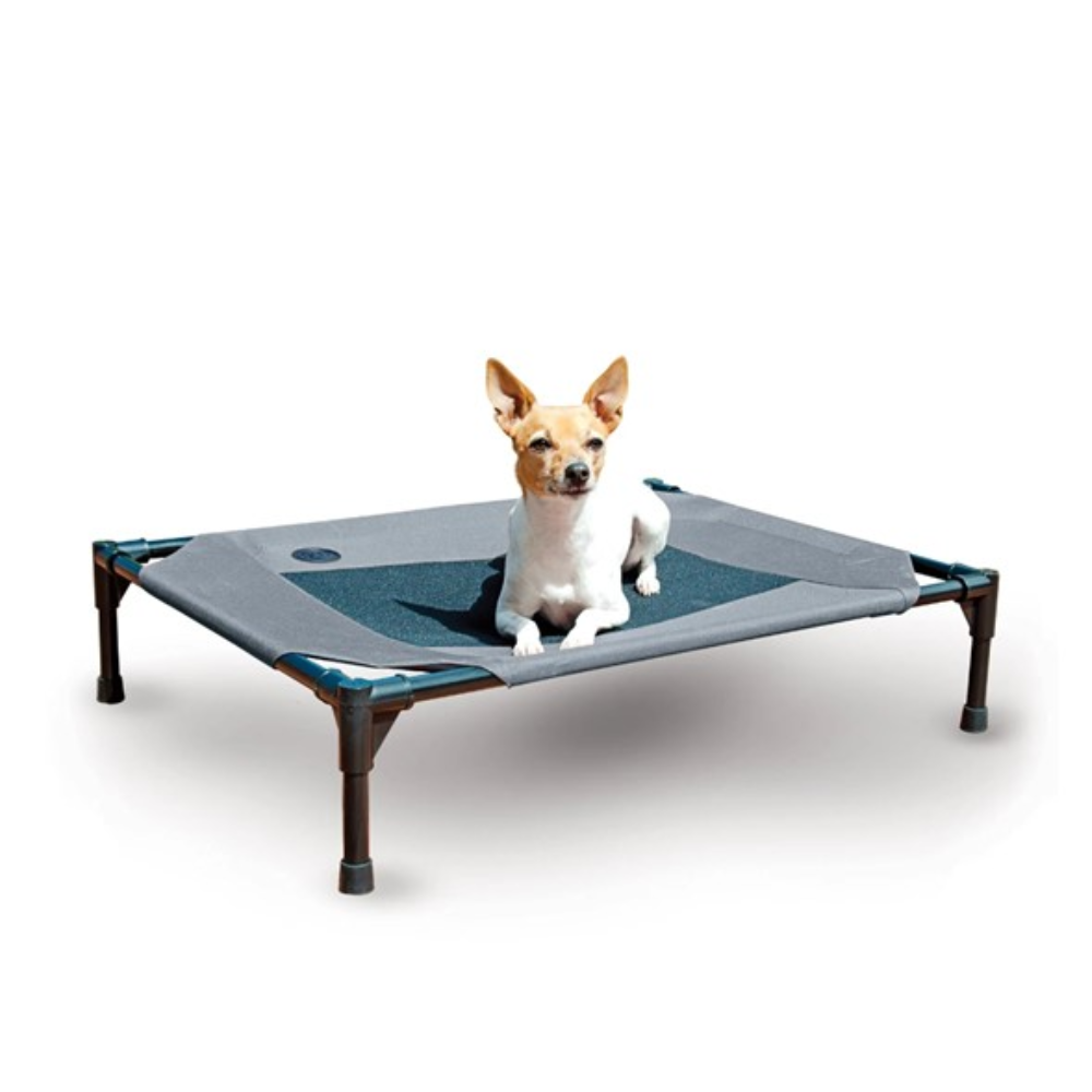 Cama elevada con malla gris mediana para perro 