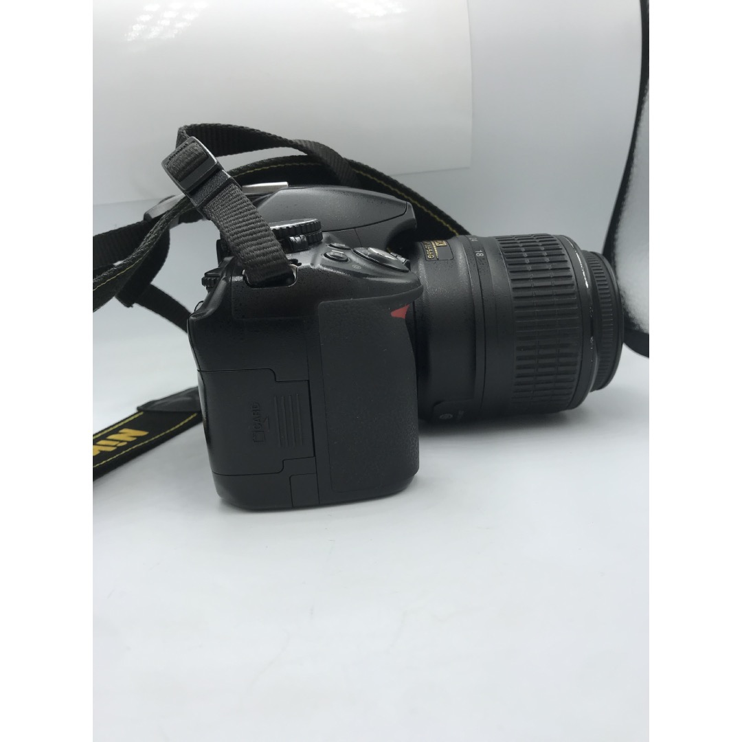 Camara Nikon D3100 AF-S DX 18-55mm f/3.5-5.6G VR (Reacondicionado grado B)