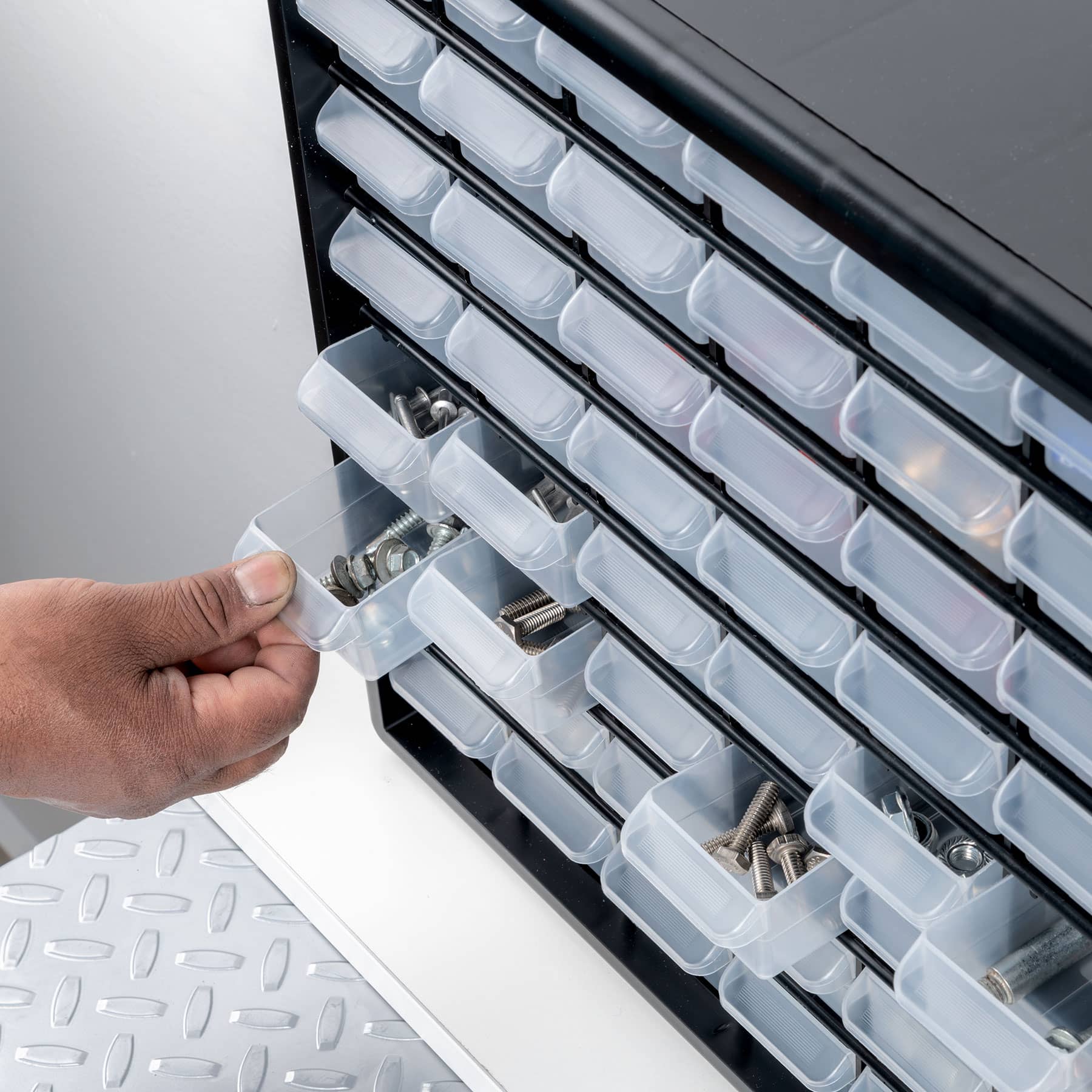 ORGANIZADOR CON 64 GAVETAS, TRUPER 10895