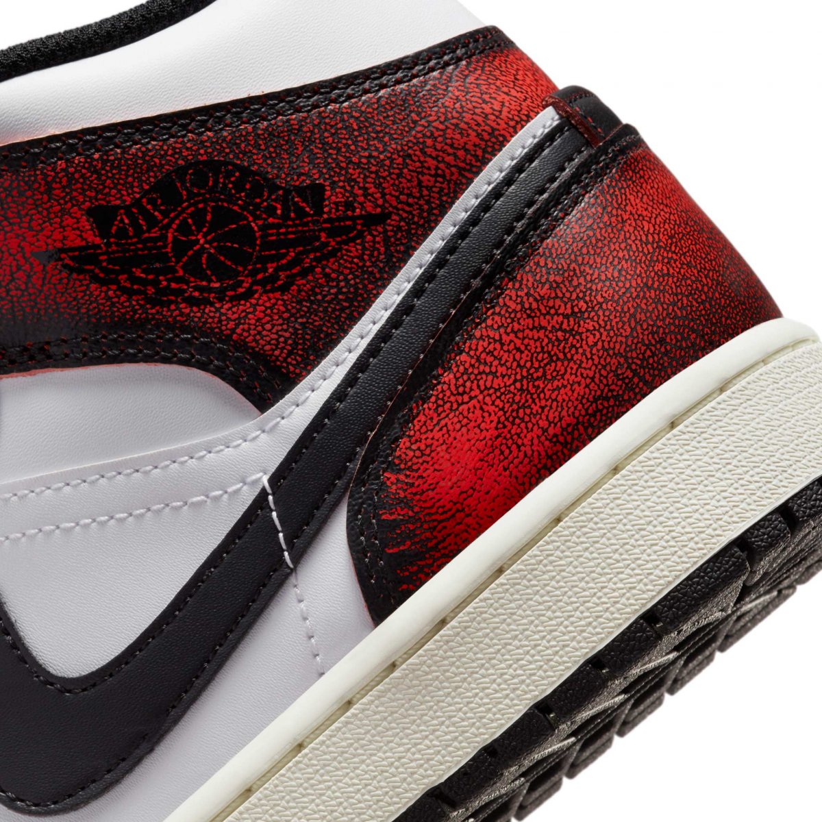 Tenis Air Jordan 1 Mid Wear Away Chicago