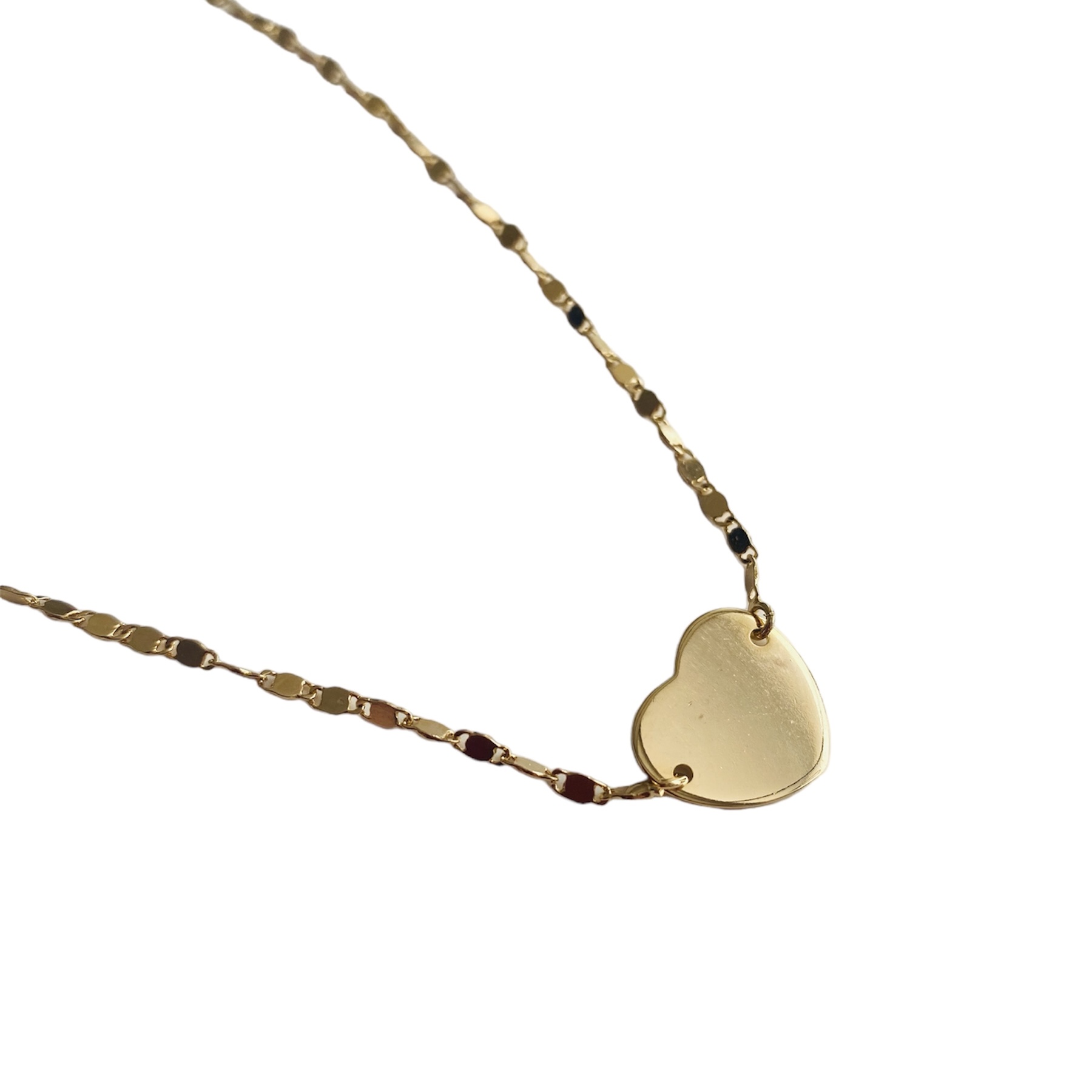 Collar cadena con dije corazón- Baño de oro 18K- Collar dorado