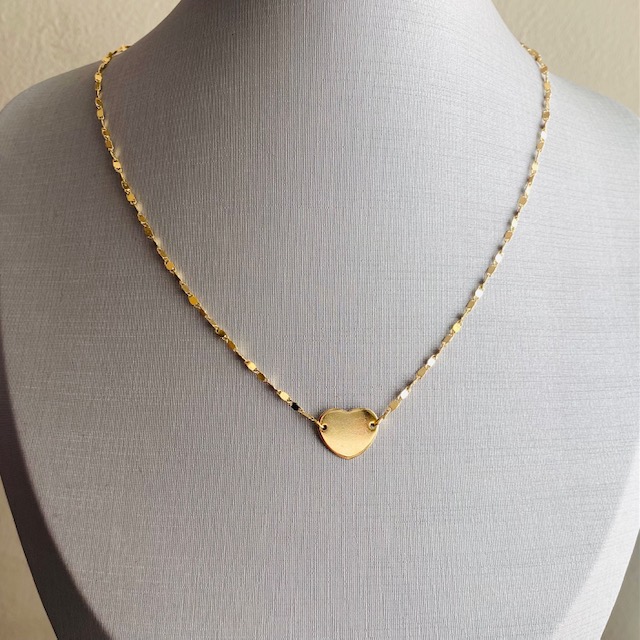 Collar cadena con dije corazón- Baño de oro 18K- Collar dorado