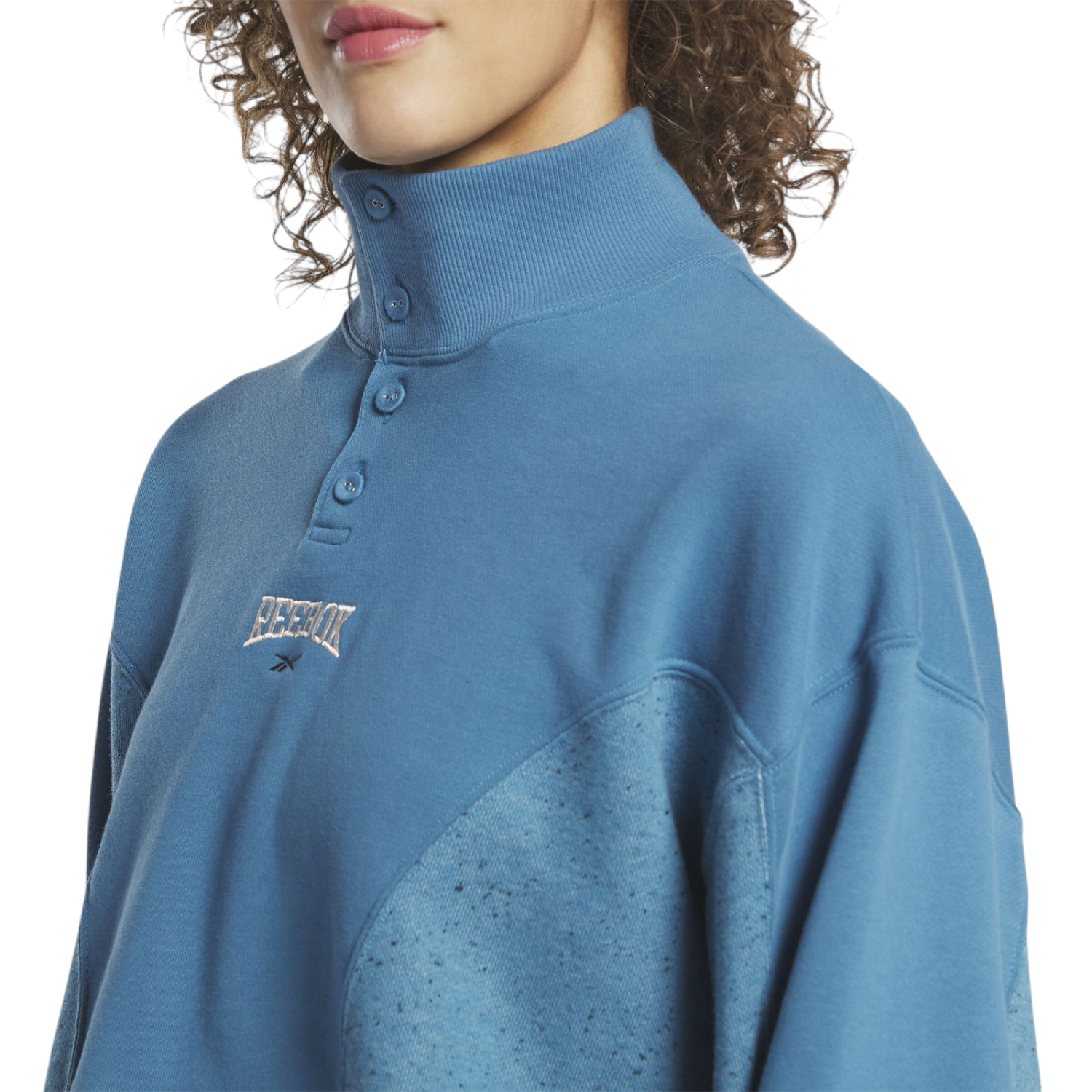 CHAMARRA REEBOK MUJER AZUL REEBOK VARSITY COVERUP HS0369.