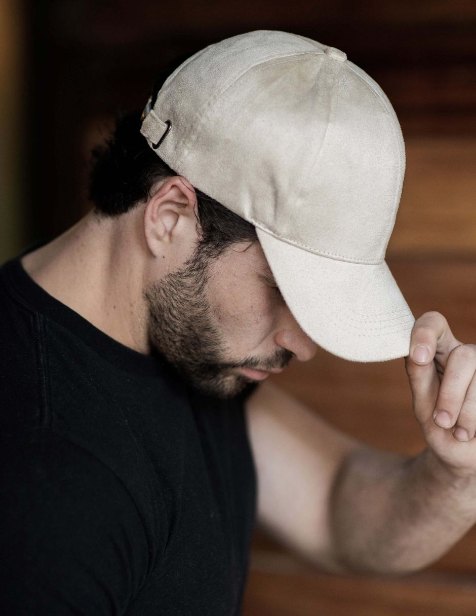 Gorra De Gamuza Unisex Talla Ajustable Marca Brunel