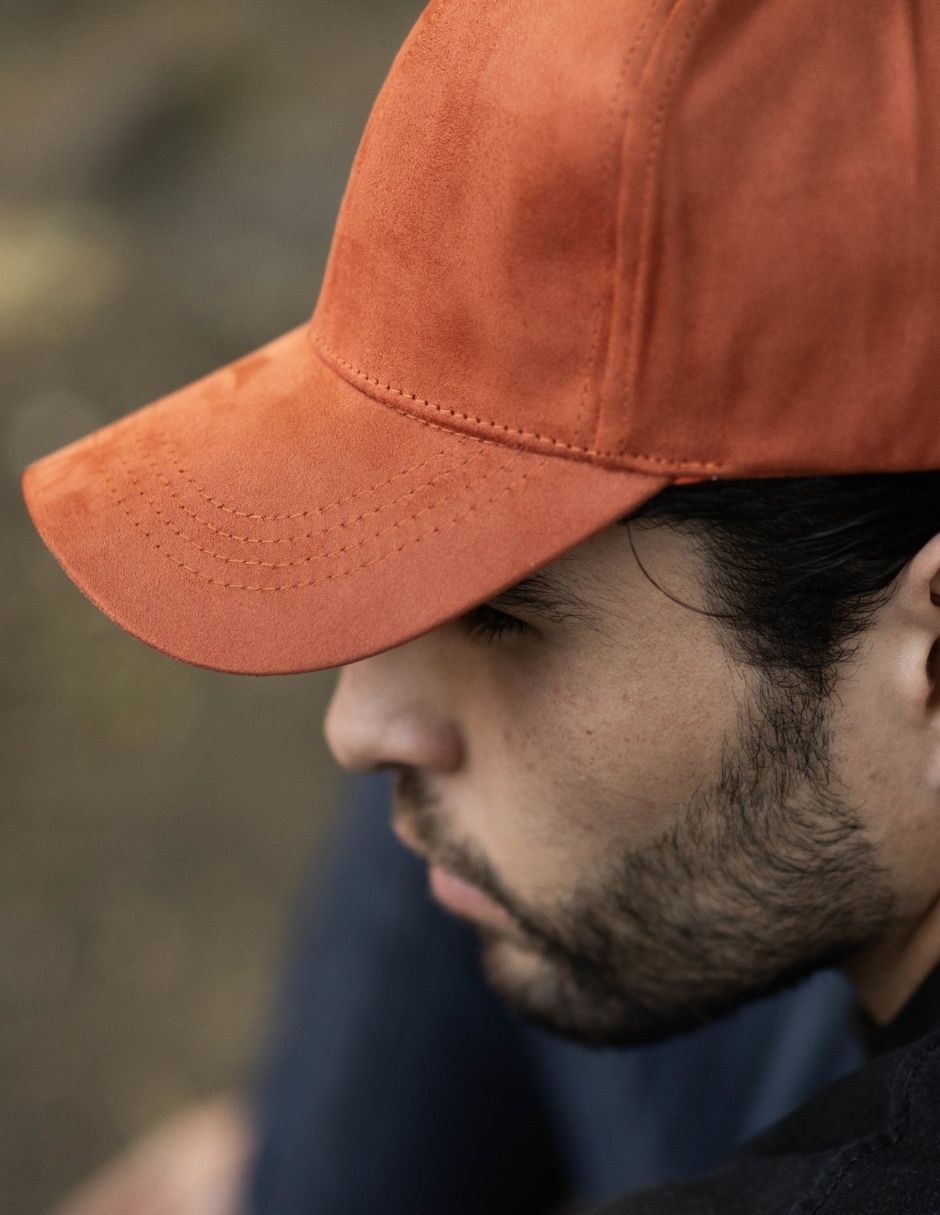 Gorra De Gamuza Unisex Talla Ajustable Marca Brunel