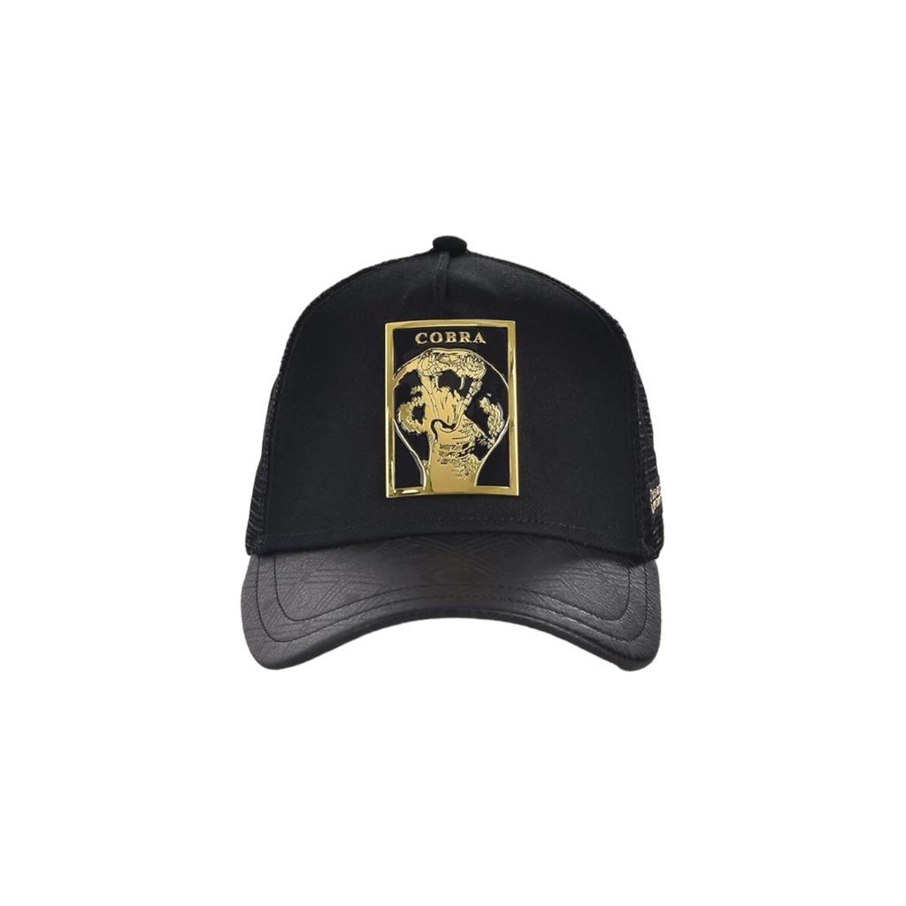 Gorra snapback con aplicación metal