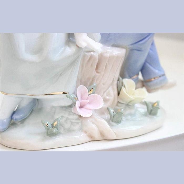 Figurita cerámica niña MXENF-002-8 2 Pzas 14x18x10cm Frente x Alto x Fondo Porcelana Artesanal EnfantsDupont