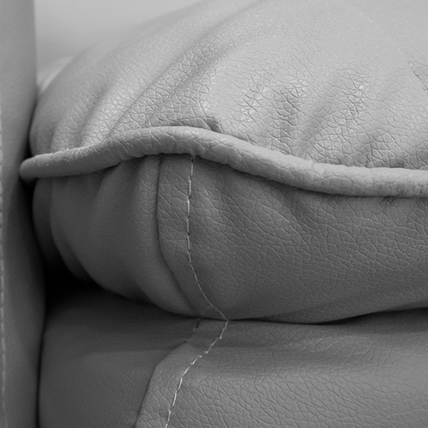 Silla de Escritorio Home Office Ajustable Ejecutiva Elegante Bossa Anderson.