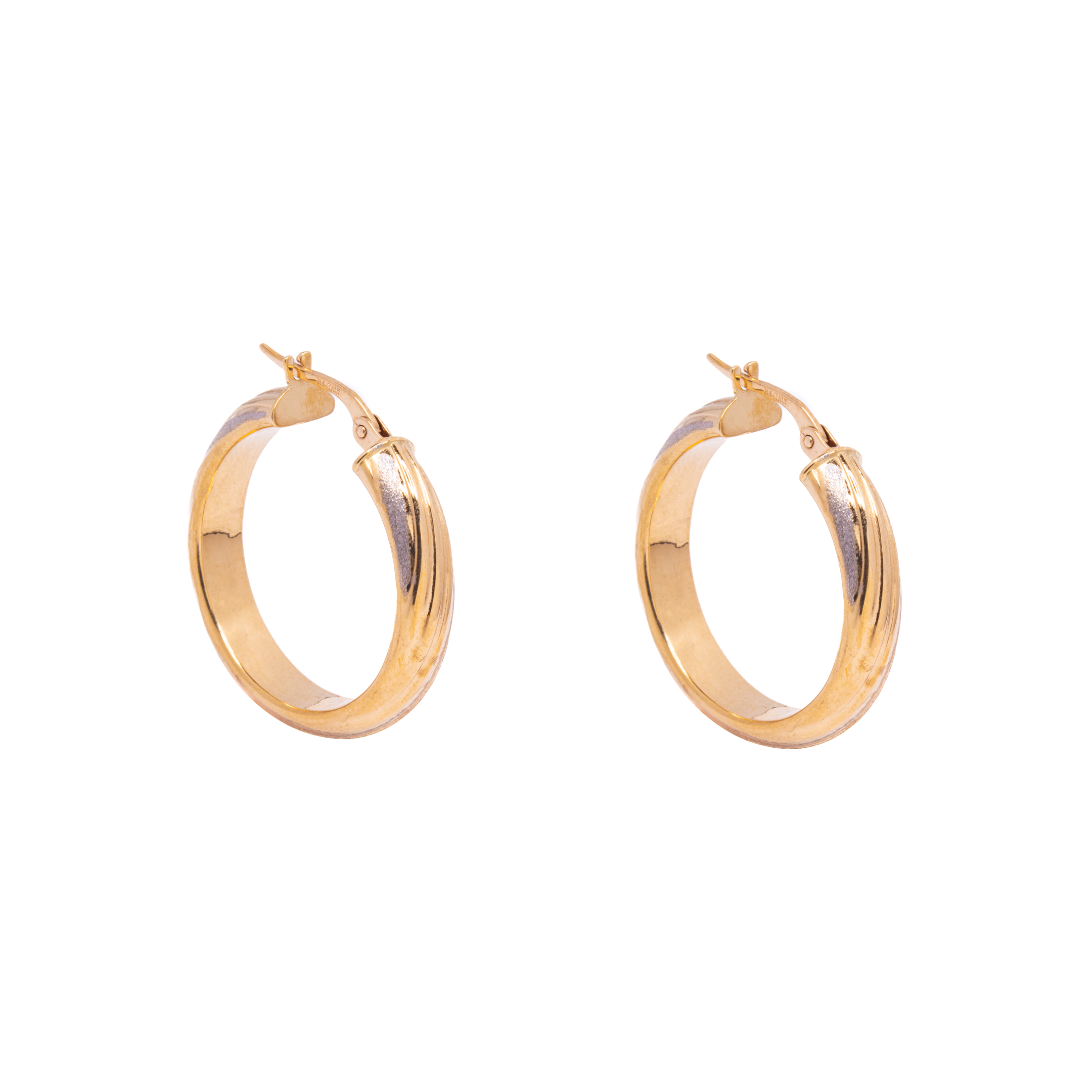 Arracada Textura Oro 14 Kilates. Oro Fino Joyería.