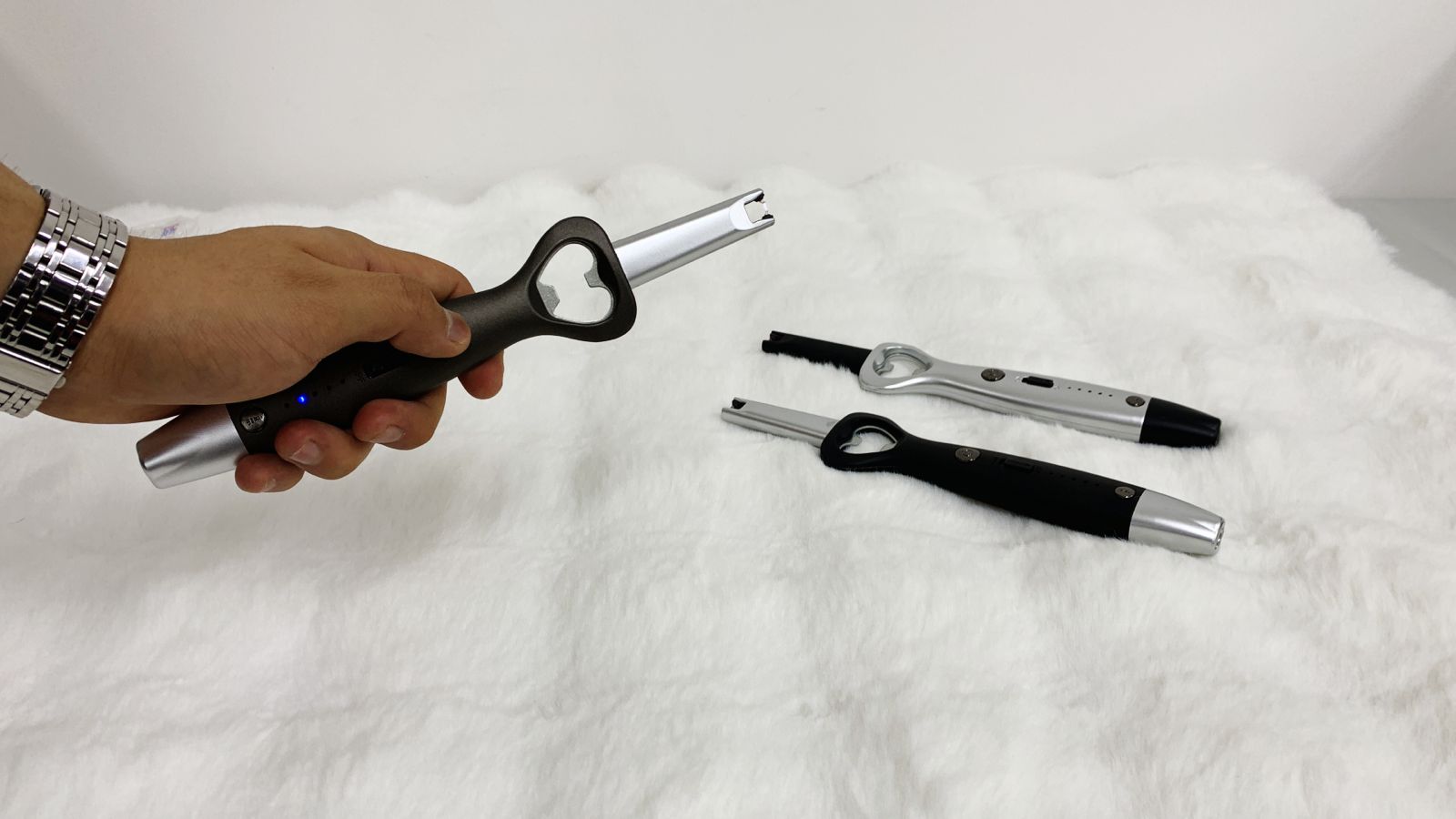 ENCENDEDOR Y DESTAPADOR 