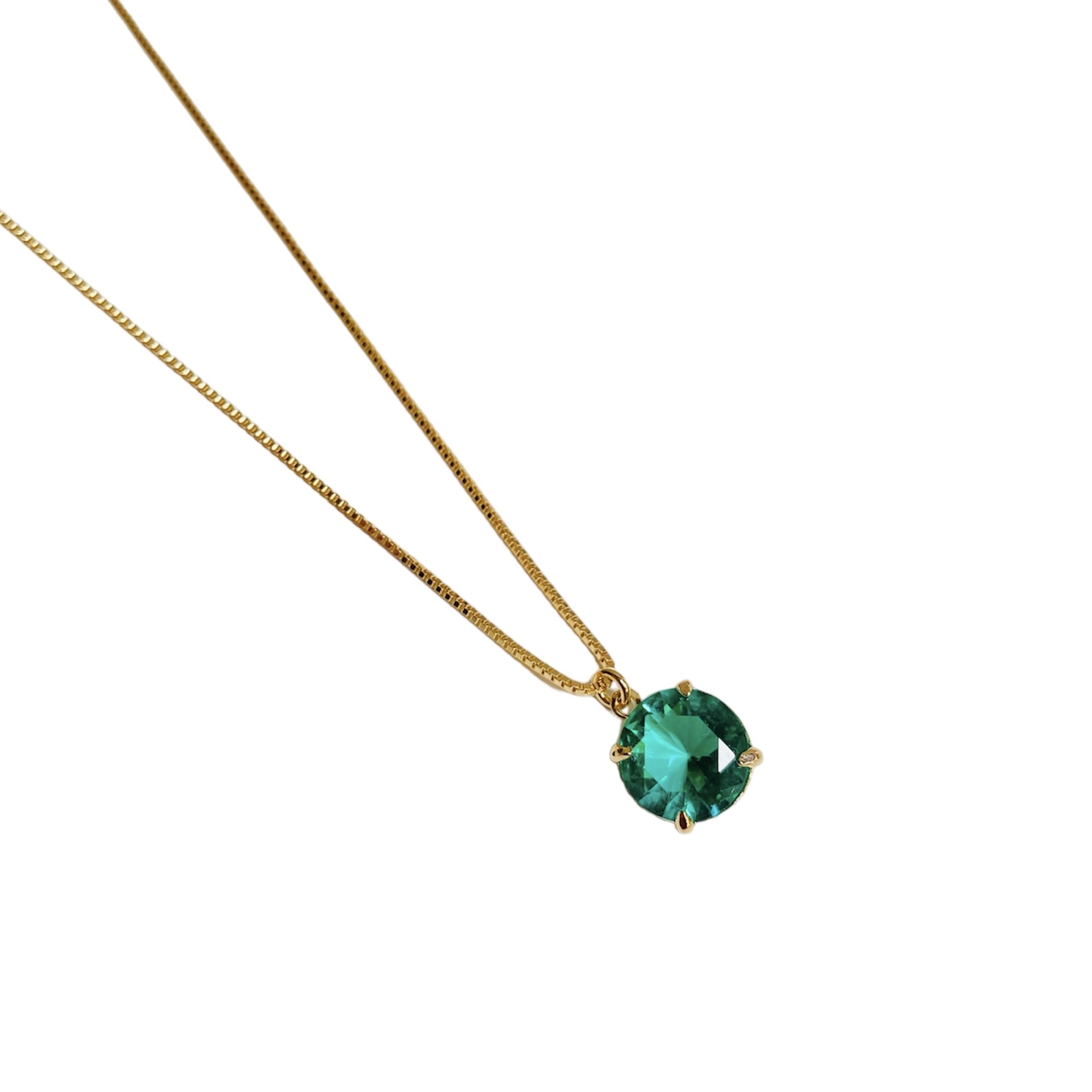 Collar con dije cristal verde- Baño de oro 18K- Collar dorado