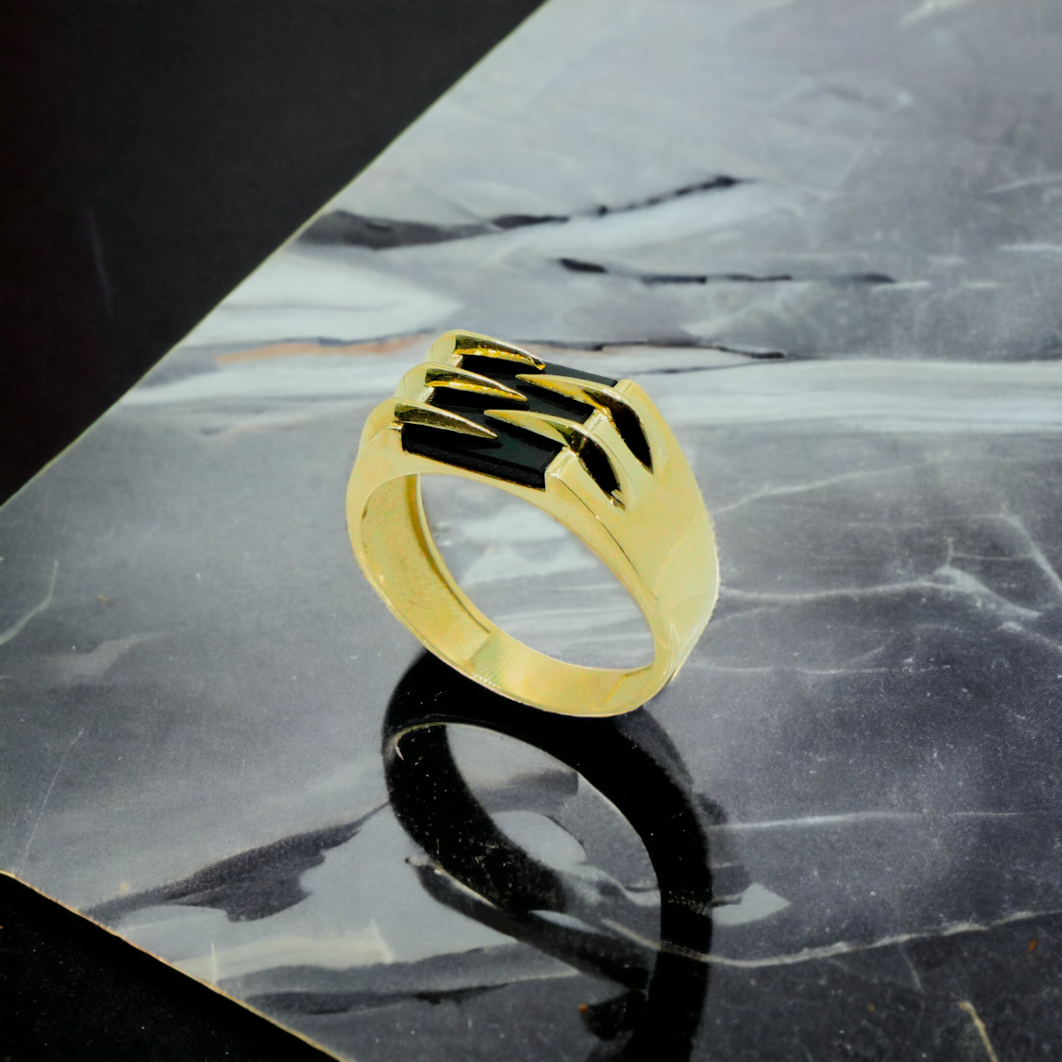 Anillo oro 10k piedra ónix de garra 