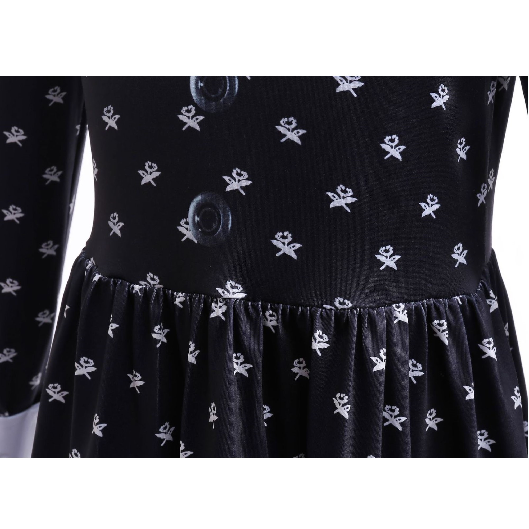 Disfraz alusivo a la historia de Merlina Vestido Manga Larga Con Estampado 