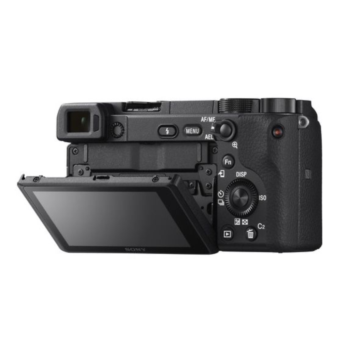 Cámara Sony Alpha D6400 18-135 mm (Reacondicionado grado A)