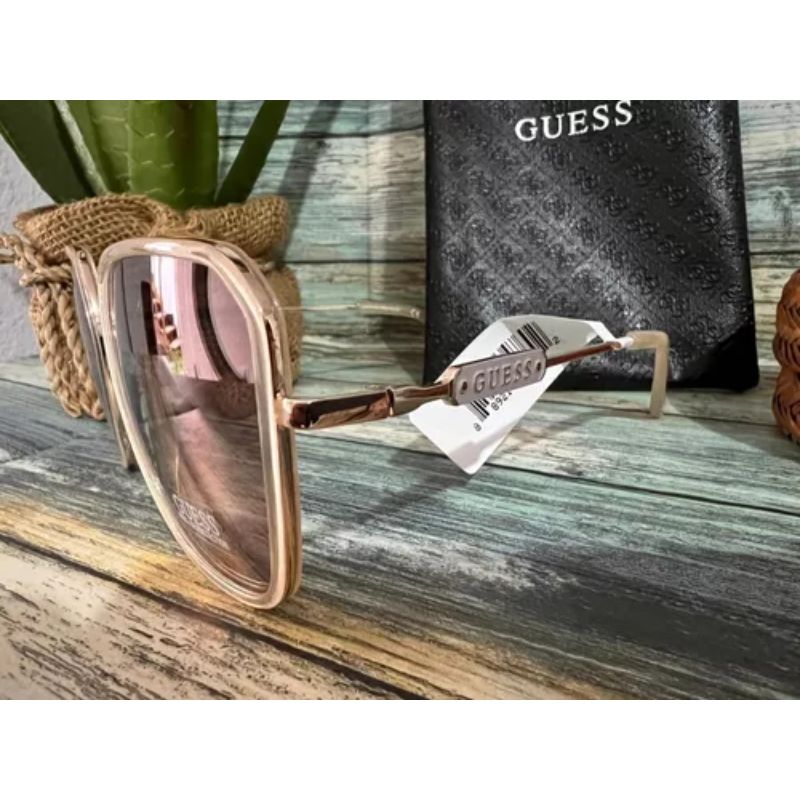 Gafas De Sol Guess Cuadradas De Metal