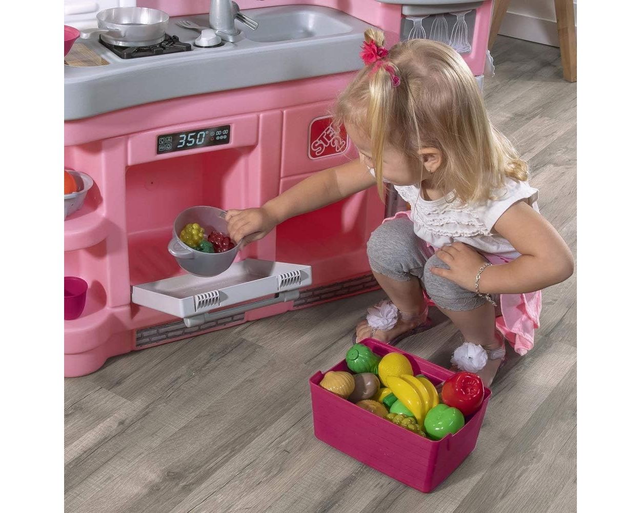 Step2 Love to Entertain Kitchen color rosa