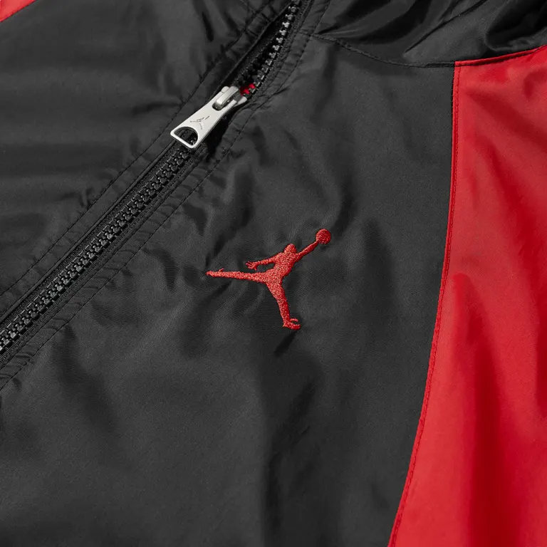 Chamarra Jordan Essentials Tejido Woven Hombre COD. DJ9828-010 TALLA "S"