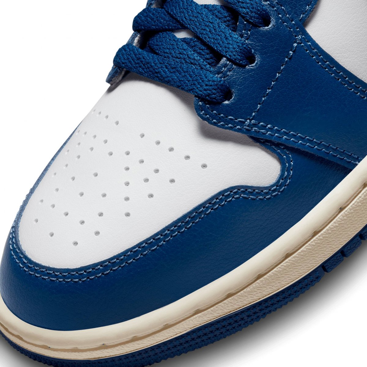 Tenis Air Jordan 1 Mid French Blue Gym Red BQ6472-146