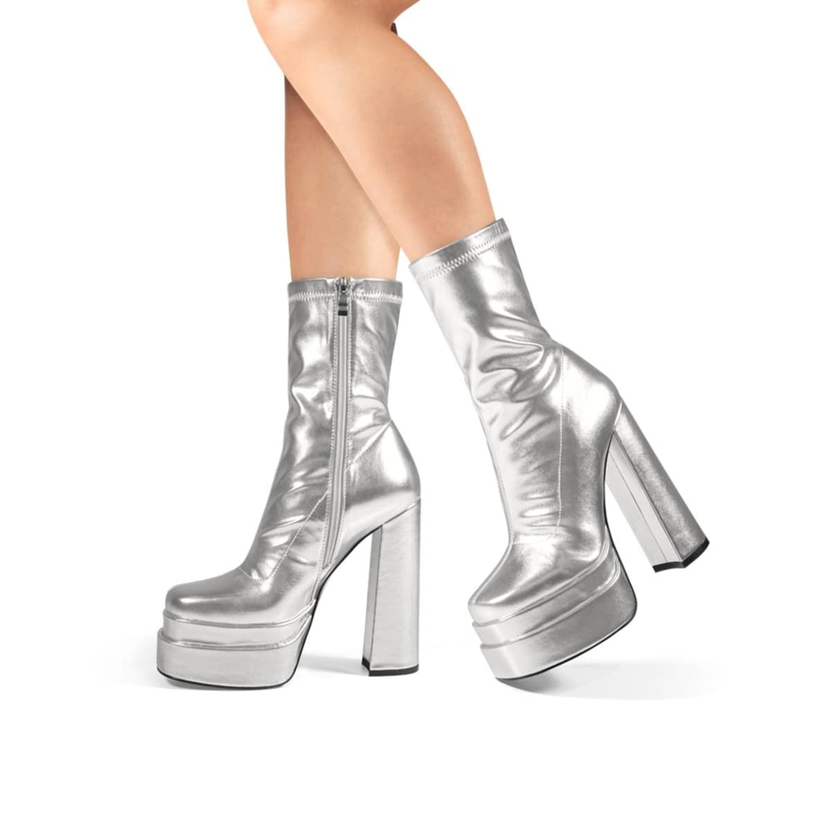 Botas de vestir cortas color plata marca Belinda Peregrin, mod. 1090106