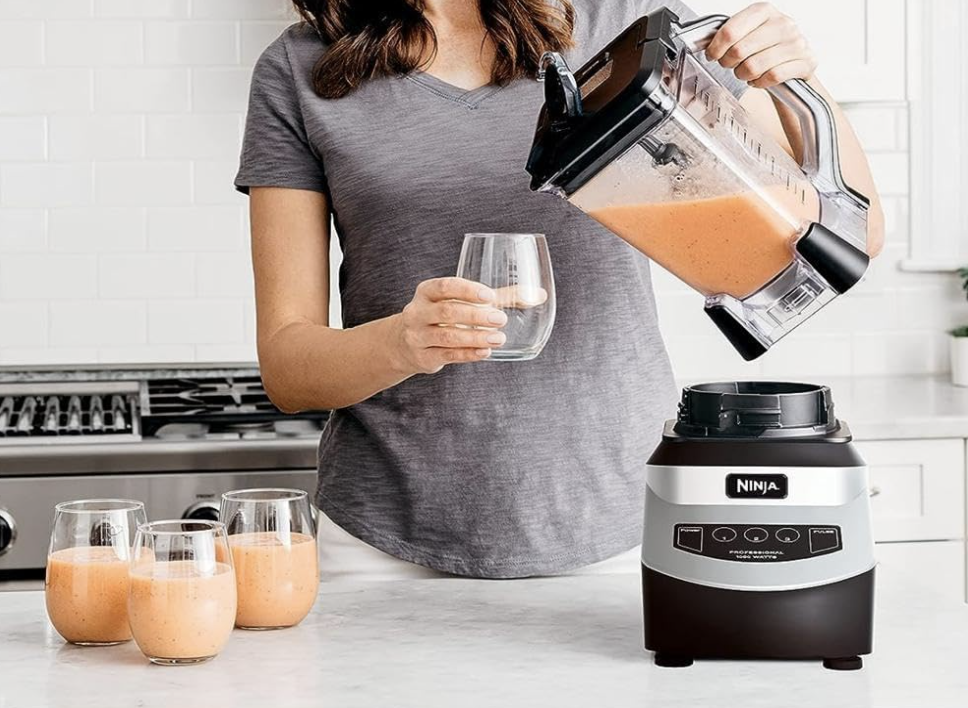Ninja NJ601AMZ Profesional Blender con Motor de 1000-Watt