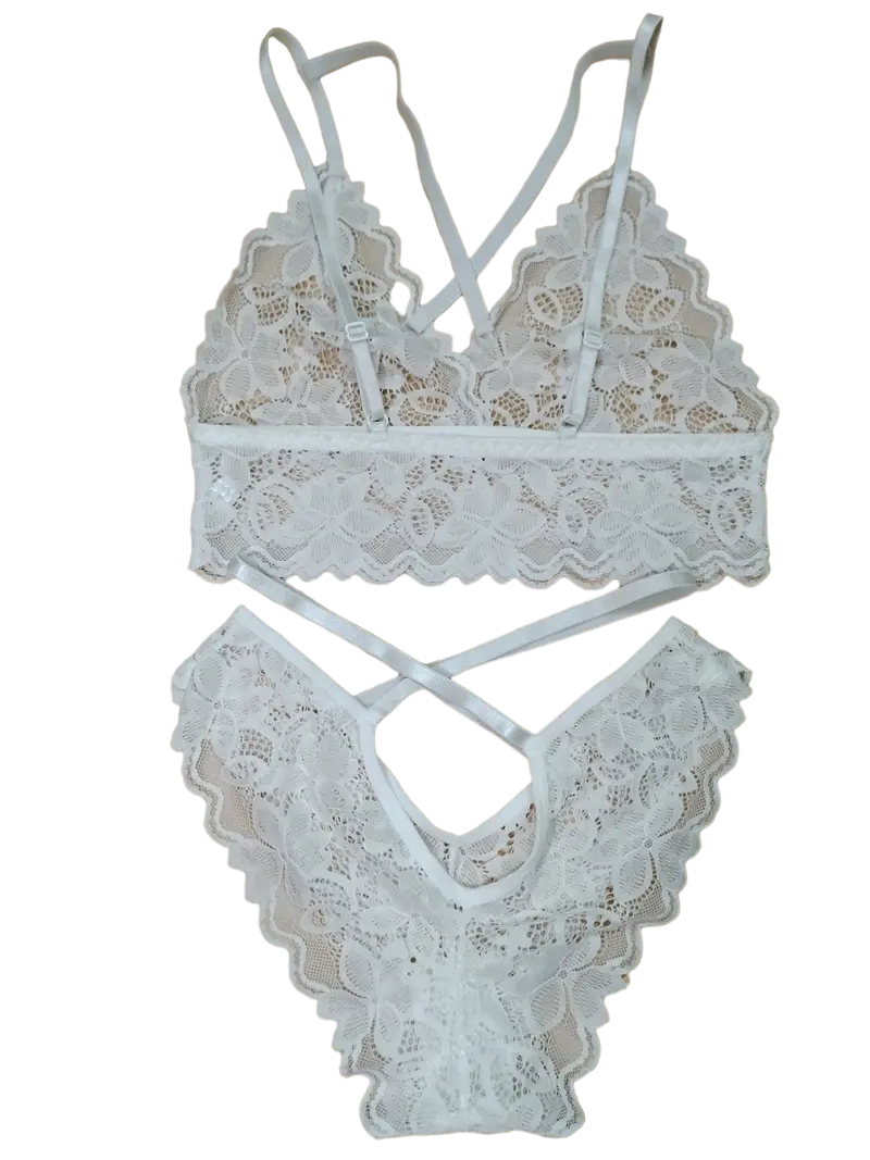 Conjunto de lenceria de encaje.
