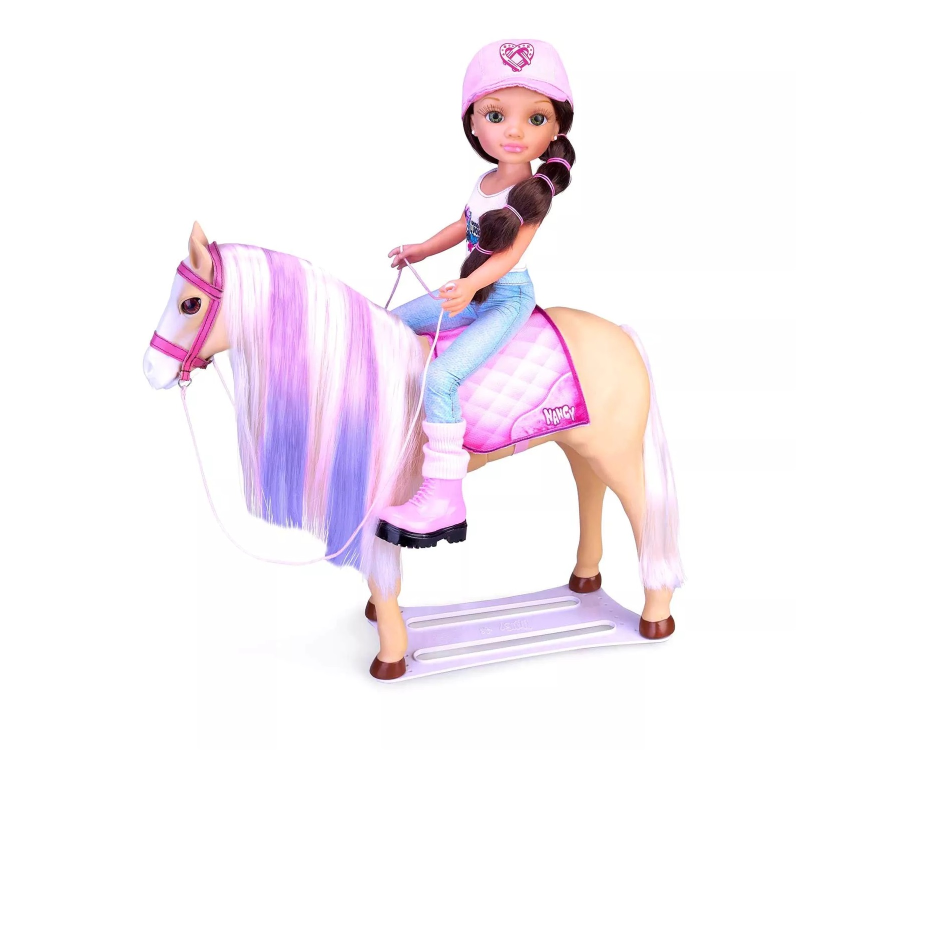 NANCY UN DIA CON SU CABALLO