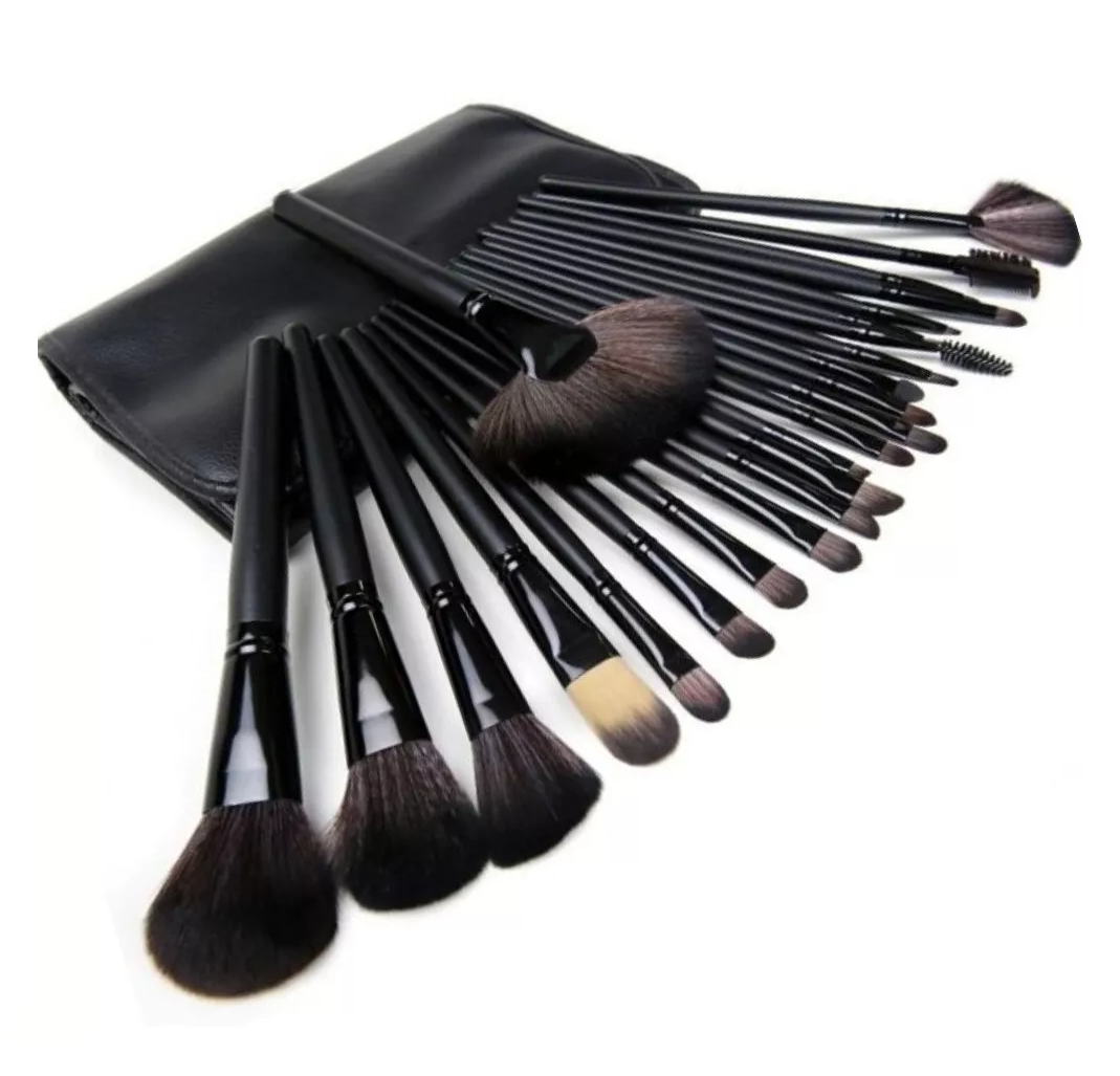 Kit Brochas De Maquillaje Profesional 24 Pcs Negras 